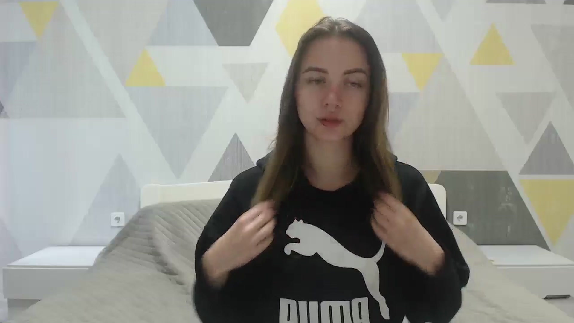 Gallery image thumbnail from Sulfate0's myfreecams stream on, 05/12/2025, 07:05 image 19 of 20