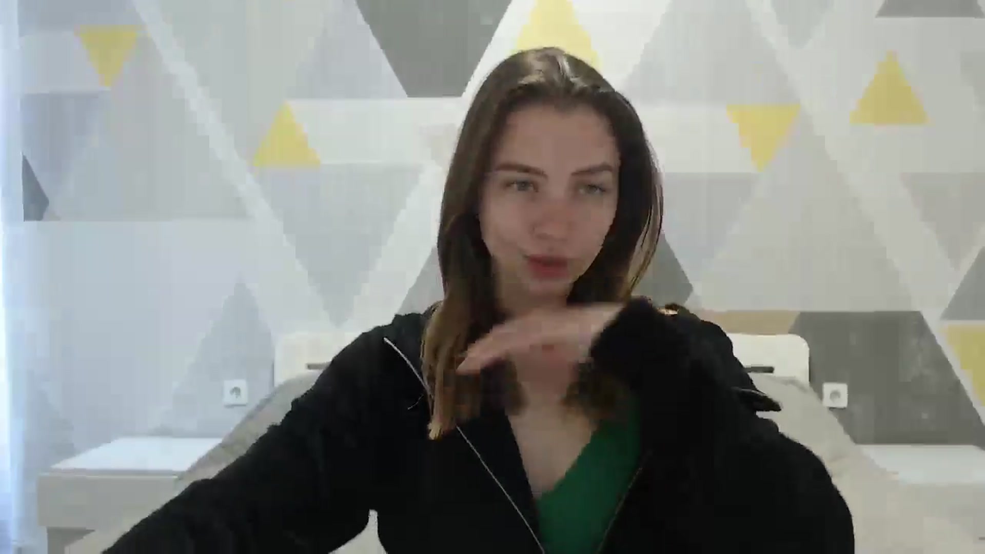 Gallery image thumbnail from Sulfate0's myfreecams stream on, 05/14/2025, 07:35 image 17 of 20