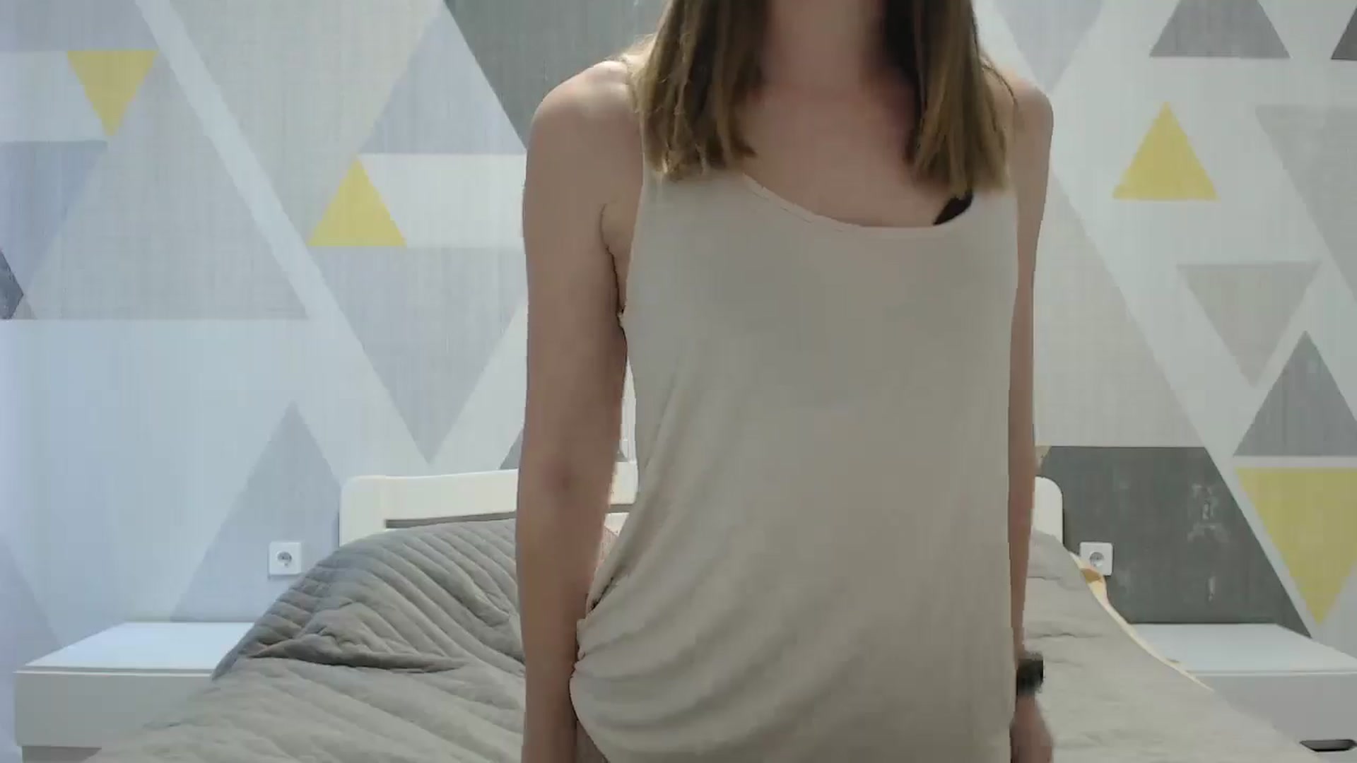 Gallery image thumbnail from Sulfate0's myfreecams stream on, 05/15/2025, 07:36 image 15 of 20