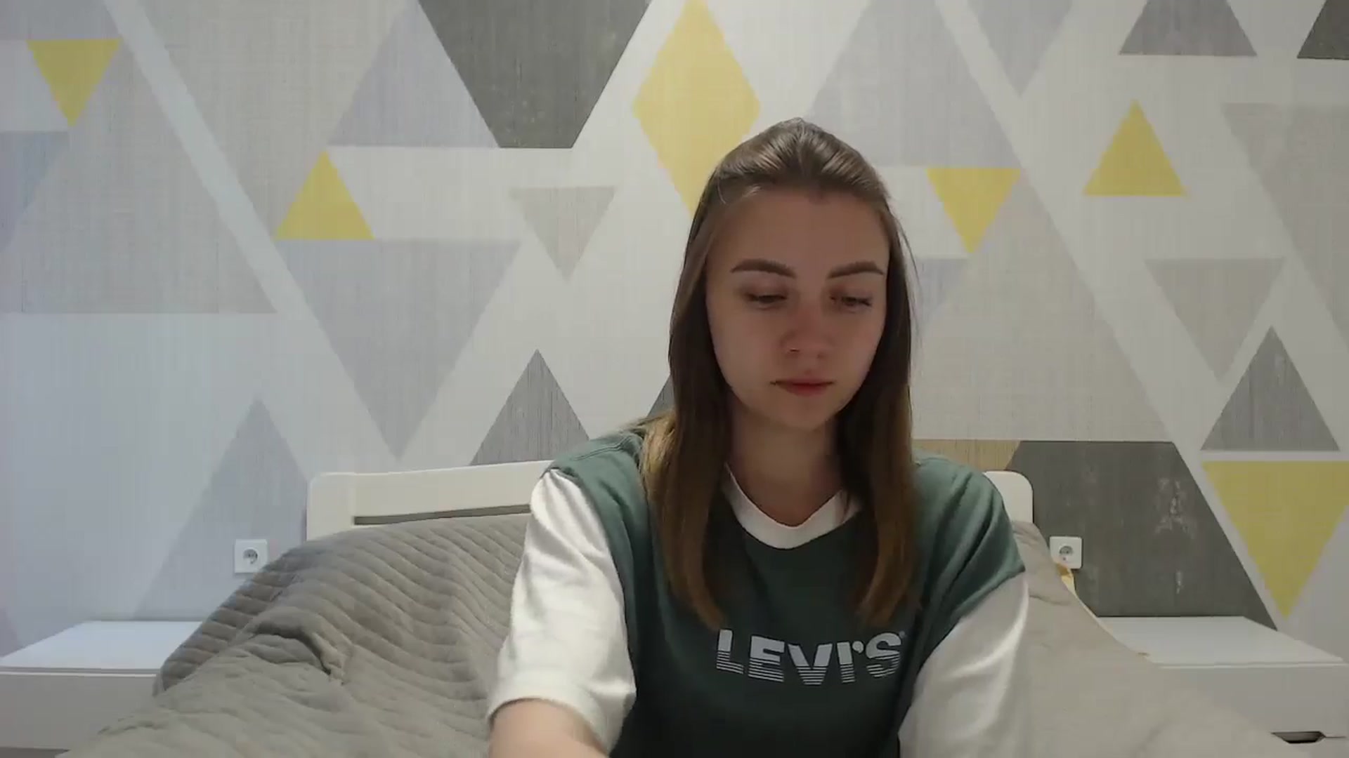 Gallery image thumbnail from Sulfate0's myfreecams stream on, 05/15/2025, 07:36 image 5 of 20