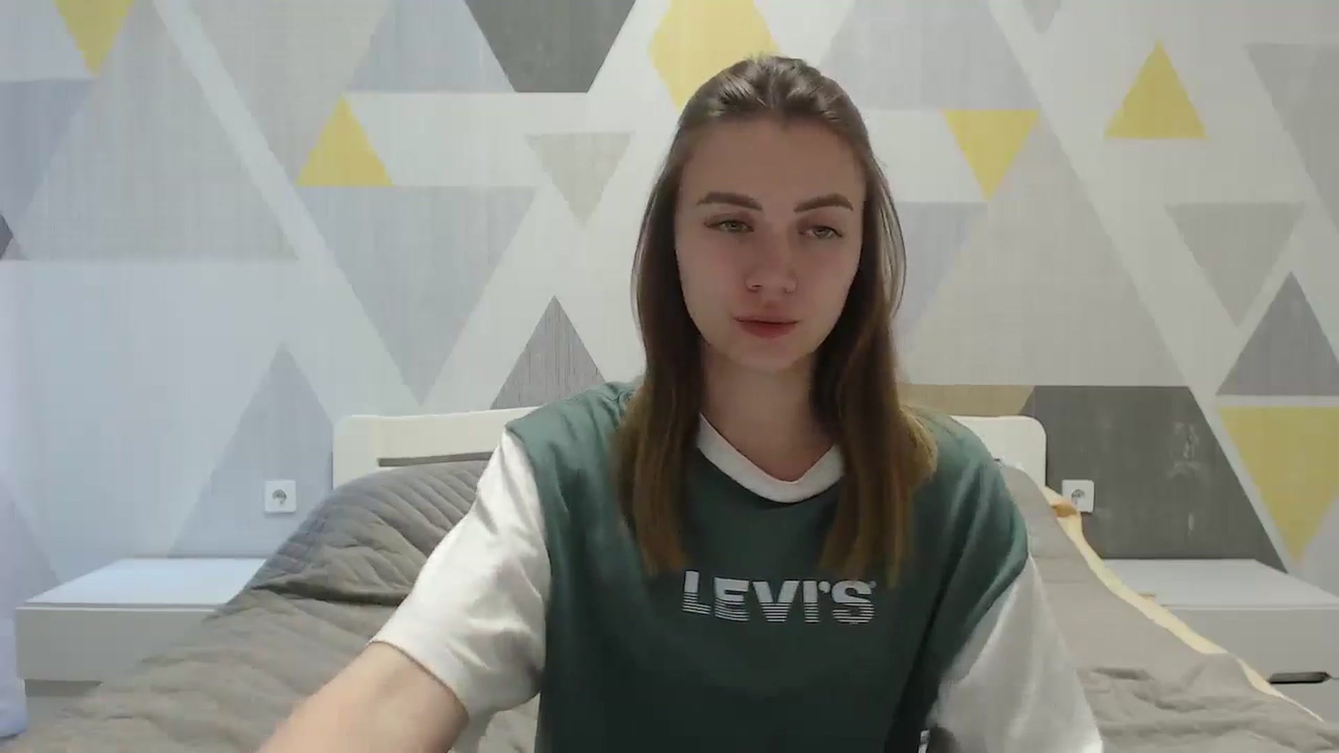 Gallery image thumbnail from Sulfate0's myfreecams stream on, 05/15/2025, 08:10 image 6 of 20
