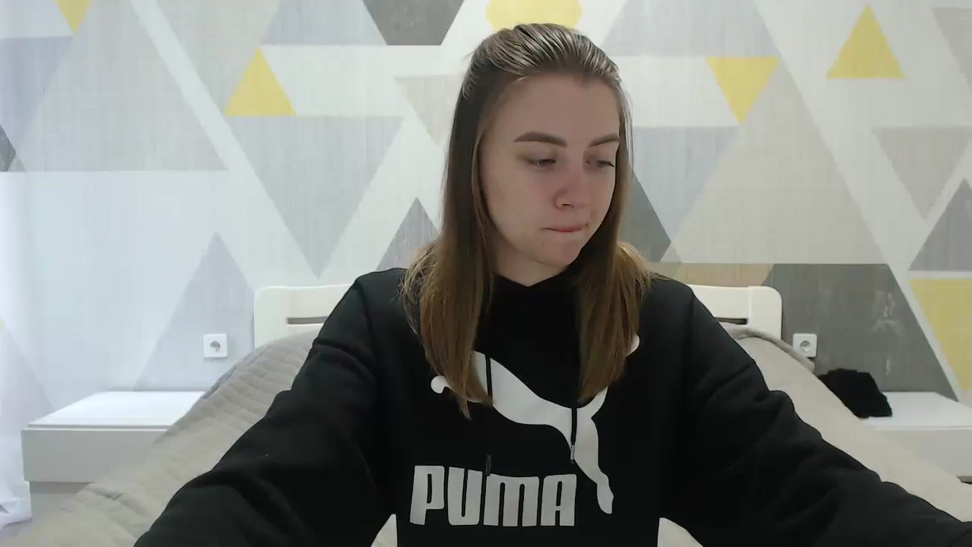 Gallery image thumbnail from Sulfate0's myfreecams stream on, 05/16/2025, 07:39 image 6 of 20