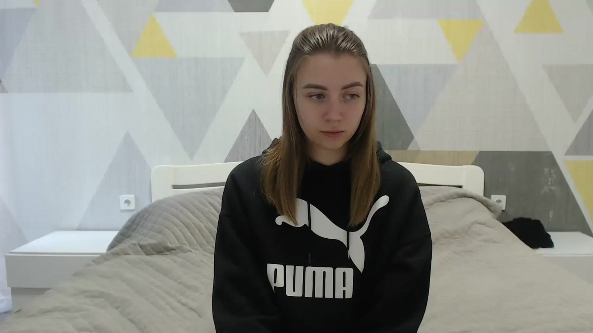 Gallery image thumbnail from Sulfate0's myfreecams stream on, 05/16/2025, 07:39 image 19 of 20