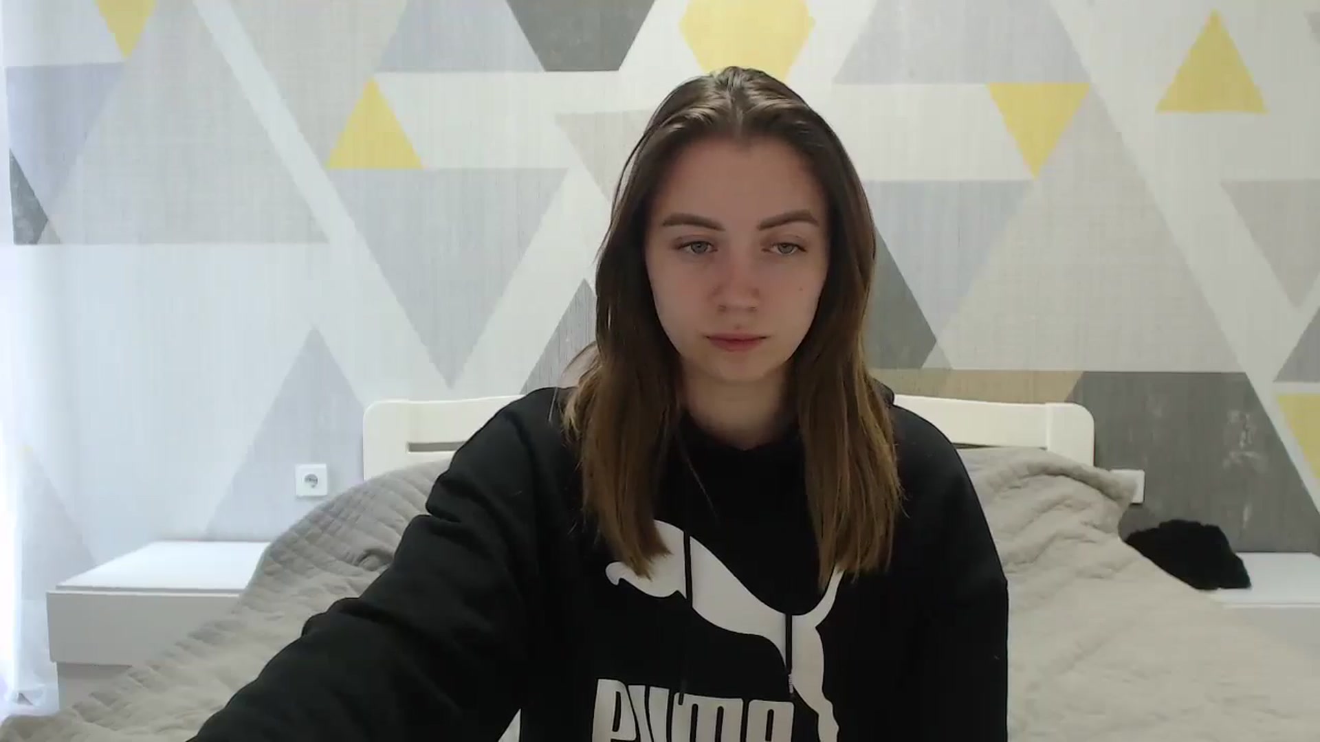 Gallery image thumbnail from Sulfate0's myfreecams stream on, 05/16/2025, 08:39 image 14 of 20