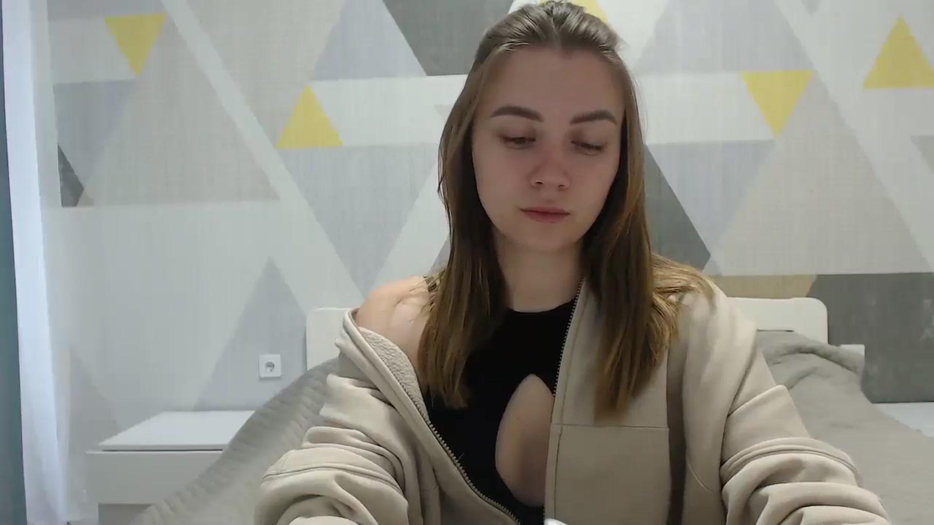 Gallery image thumbnail from Sulfate0's myfreecams stream on, 05/17/2025, 07:04 image 15 of 20