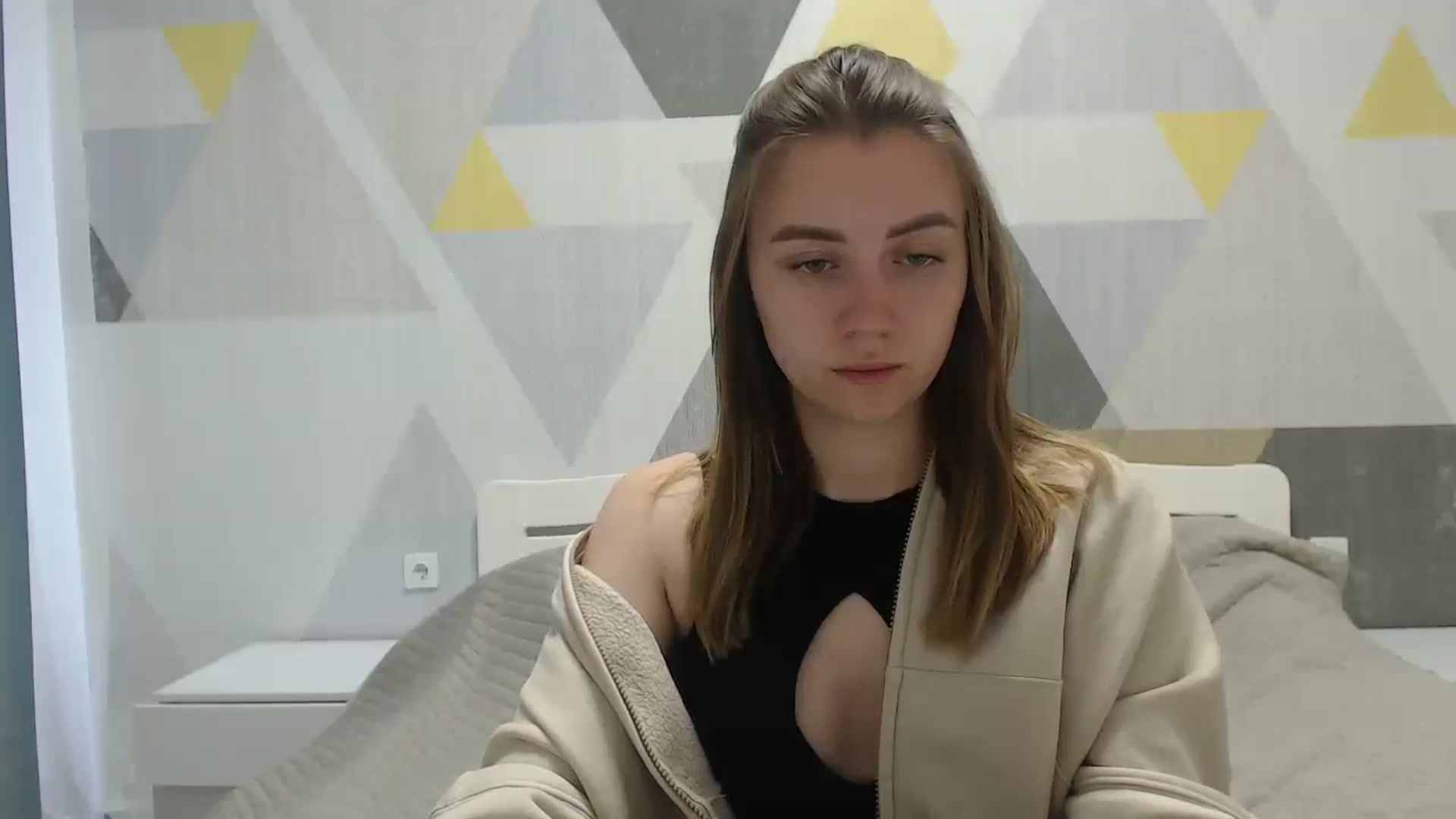 Gallery image thumbnail from Sulfate0's myfreecams stream on, 05/17/2025, 07:04 image 19 of 20