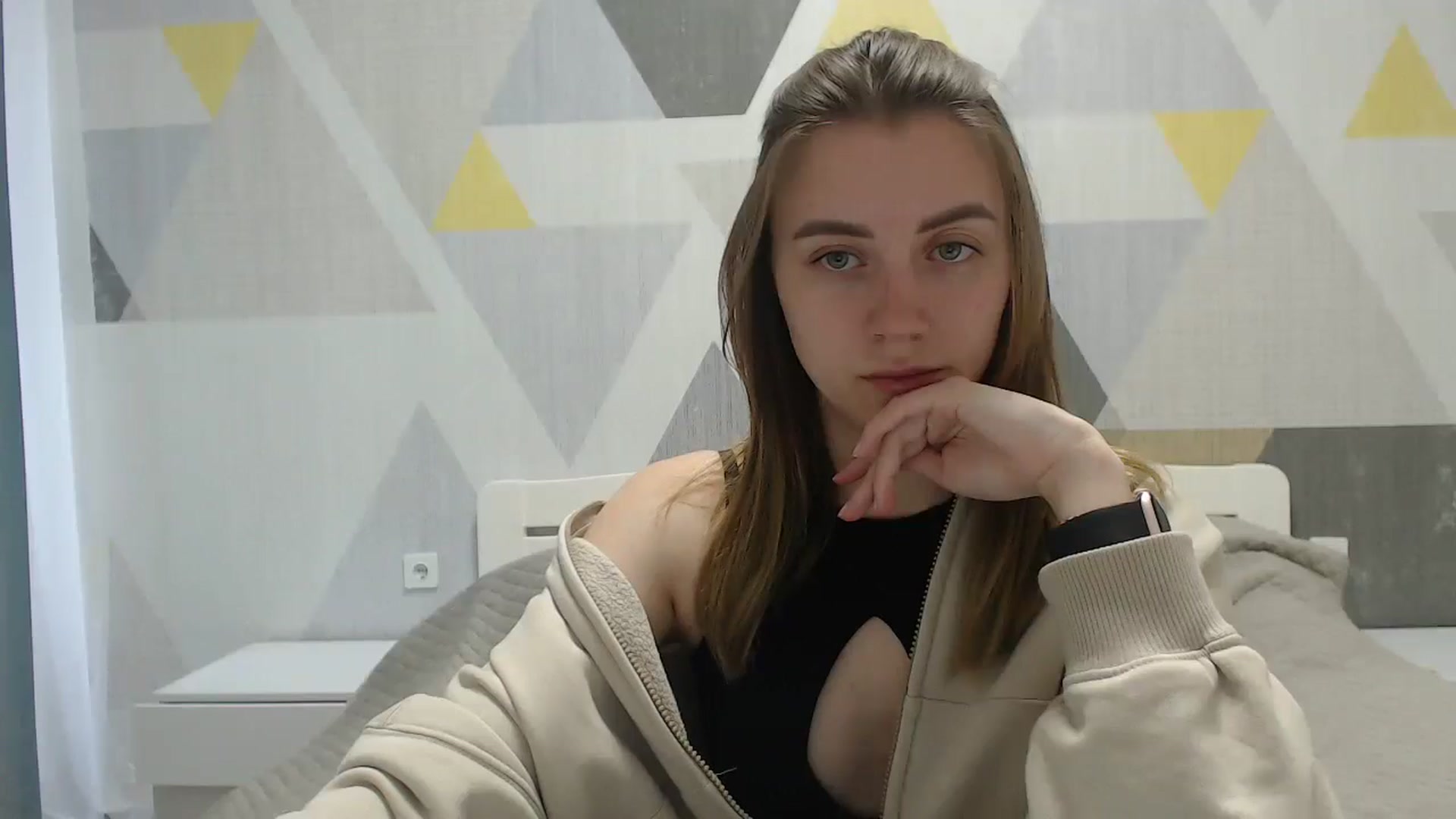 Gallery image thumbnail from Sulfate0's myfreecams stream on, 05/17/2025, 07:04 image 17 of 20