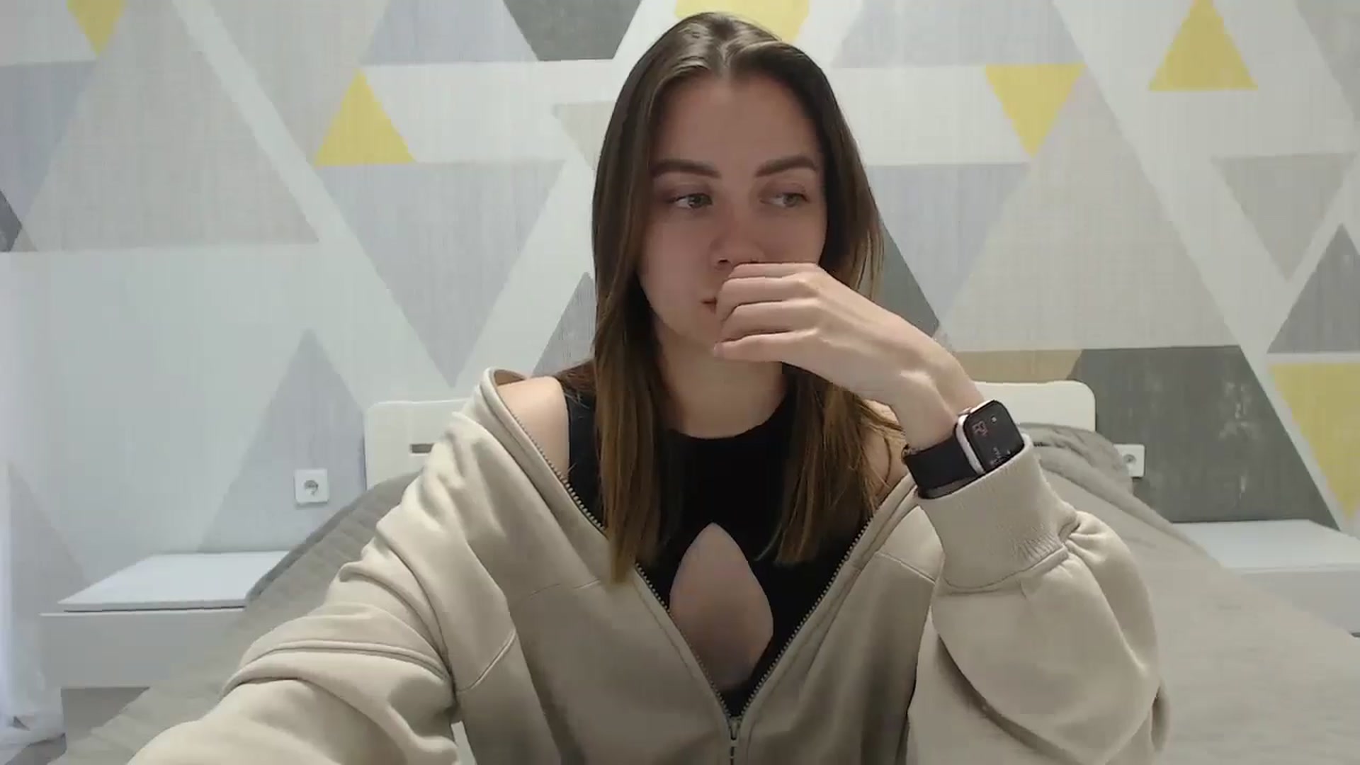 Gallery image thumbnail from Sulfate0's myfreecams stream on, 05/17/2025, 08:23 image 12 of 20