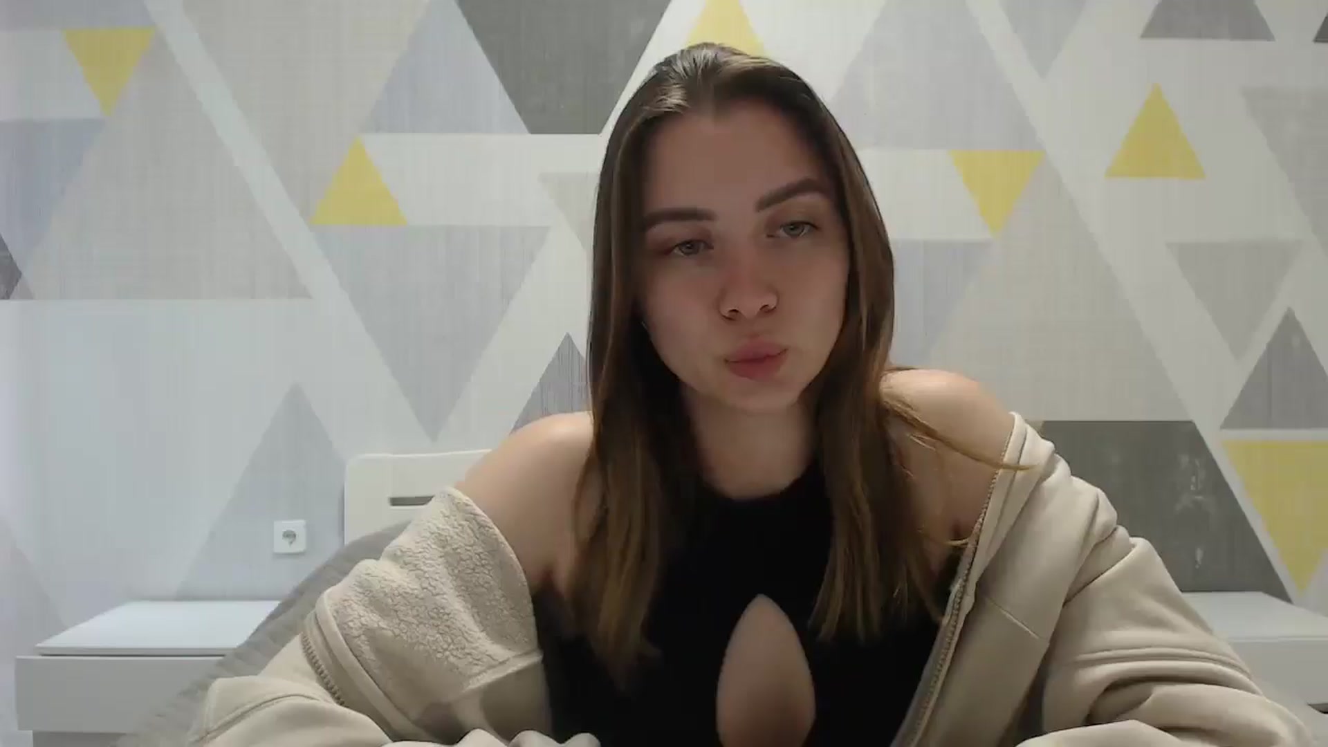 Gallery image thumbnail from Sulfate0's myfreecams stream on, 05/17/2025, 09:57 image 4 of 20