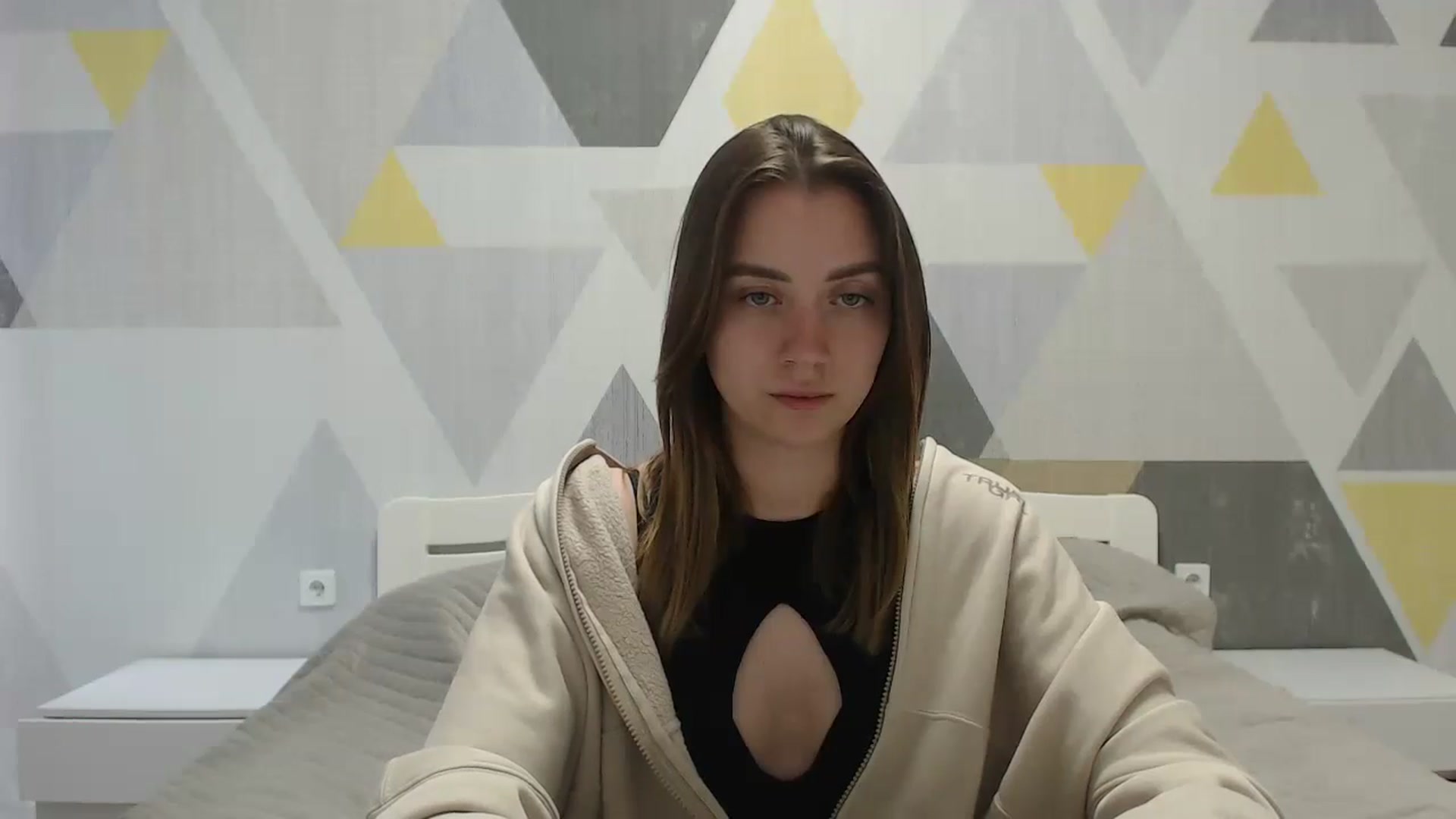 Gallery image thumbnail from Sulfate0's myfreecams stream on, 05/17/2025, 09:57 image 10 of 20