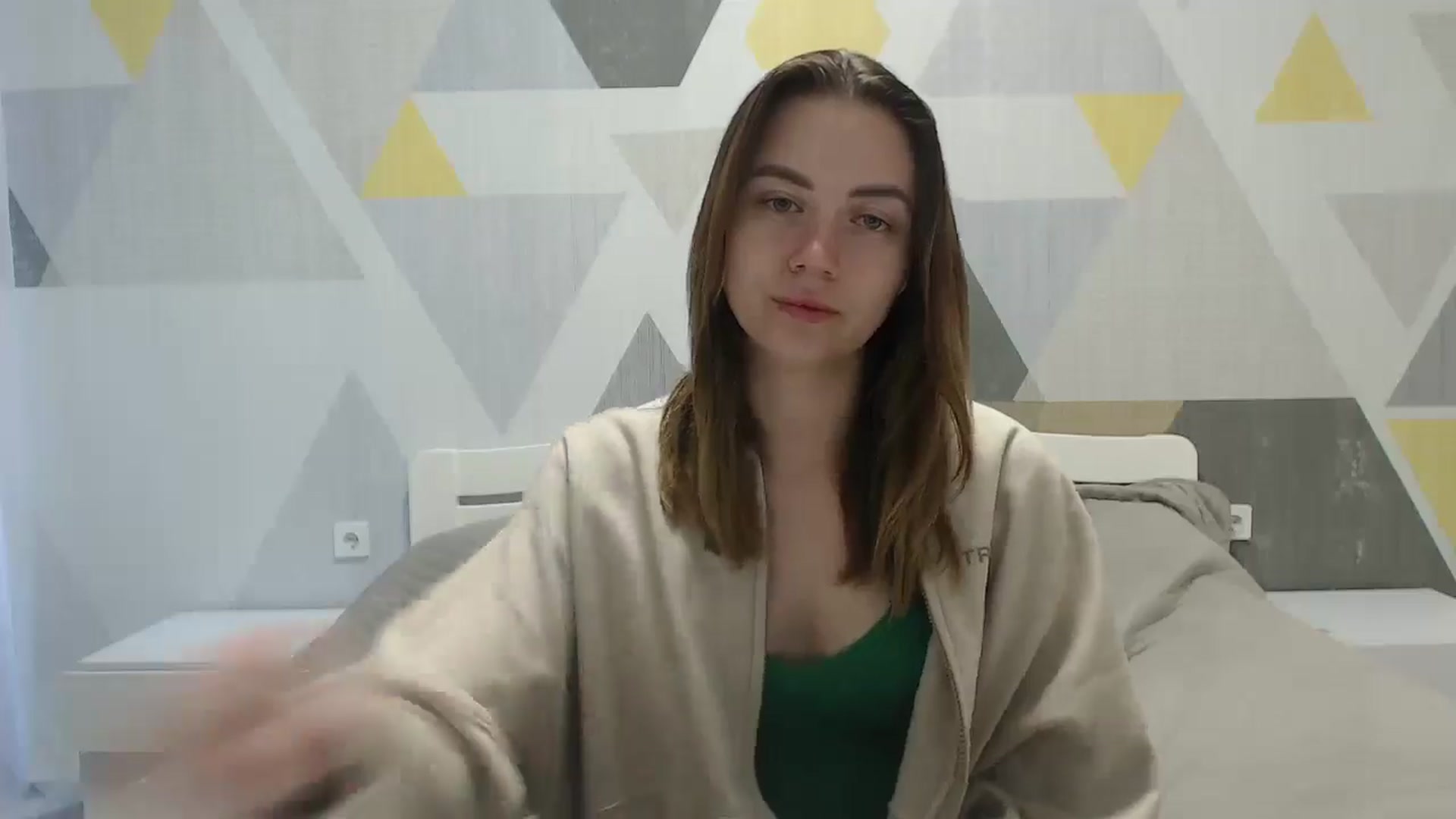 Gallery image thumbnail from Sulfate0's myfreecams stream on, 05/18/2025, 05:23 image 6 of 20