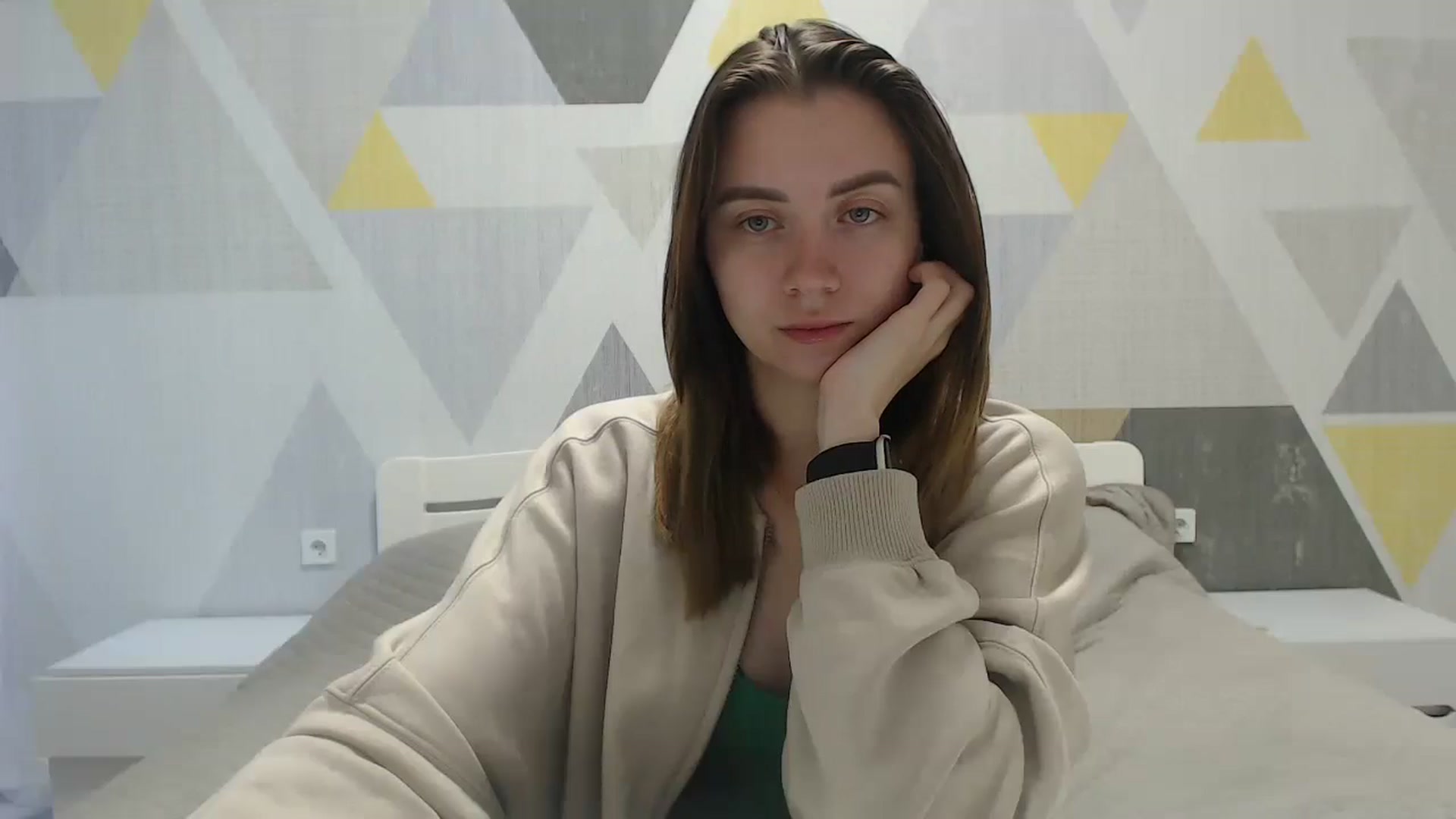Gallery image thumbnail from Sulfate0's myfreecams stream on, 05/18/2025, 05:23 image 11 of 20
