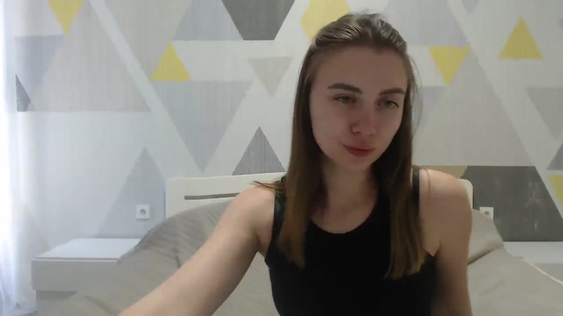 Gallery image thumbnail from Sulfate0's myfreecams stream on, 05/19/2025, 11:27 image 10 of 20