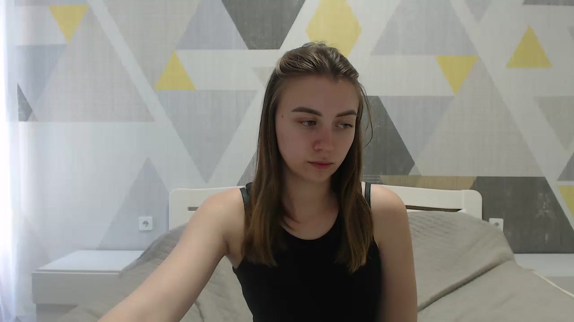 Gallery image thumbnail from Sulfate0's myfreecams stream on, 05/19/2025, 11:27 image 3 of 20