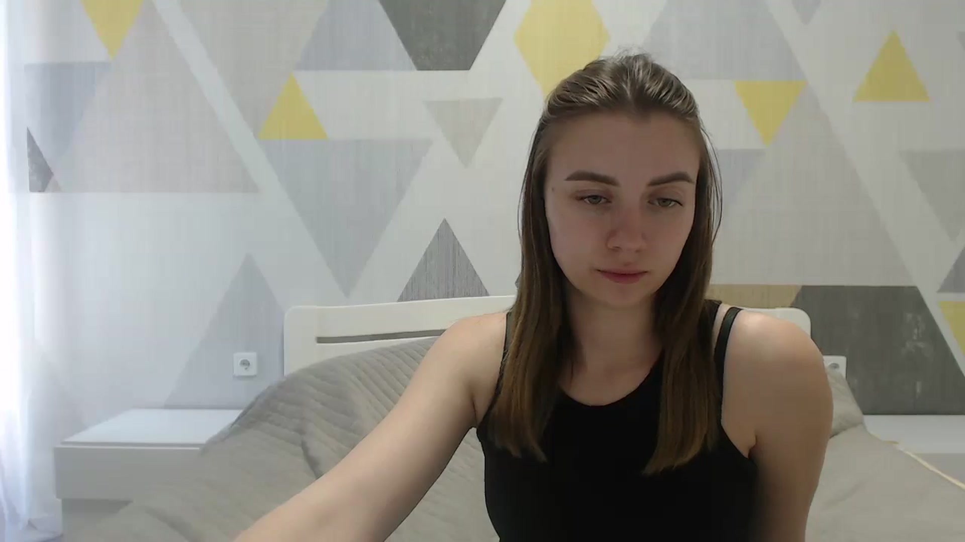 Gallery image thumbnail from Sulfate0's myfreecams stream on, 05/19/2025, 11:27 image 12 of 20