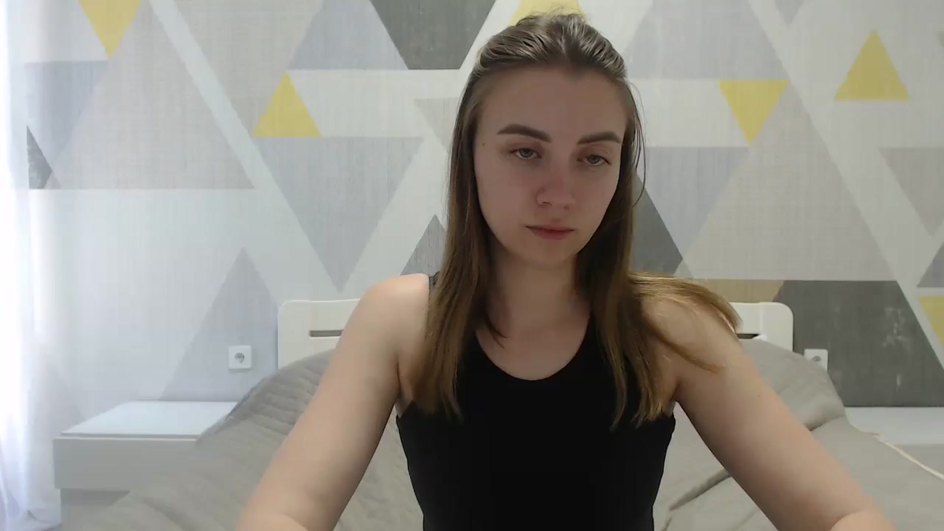 Gallery image thumbnail from Sulfate0's myfreecams stream on, 05/19/2025, 11:27 image 18 of 20