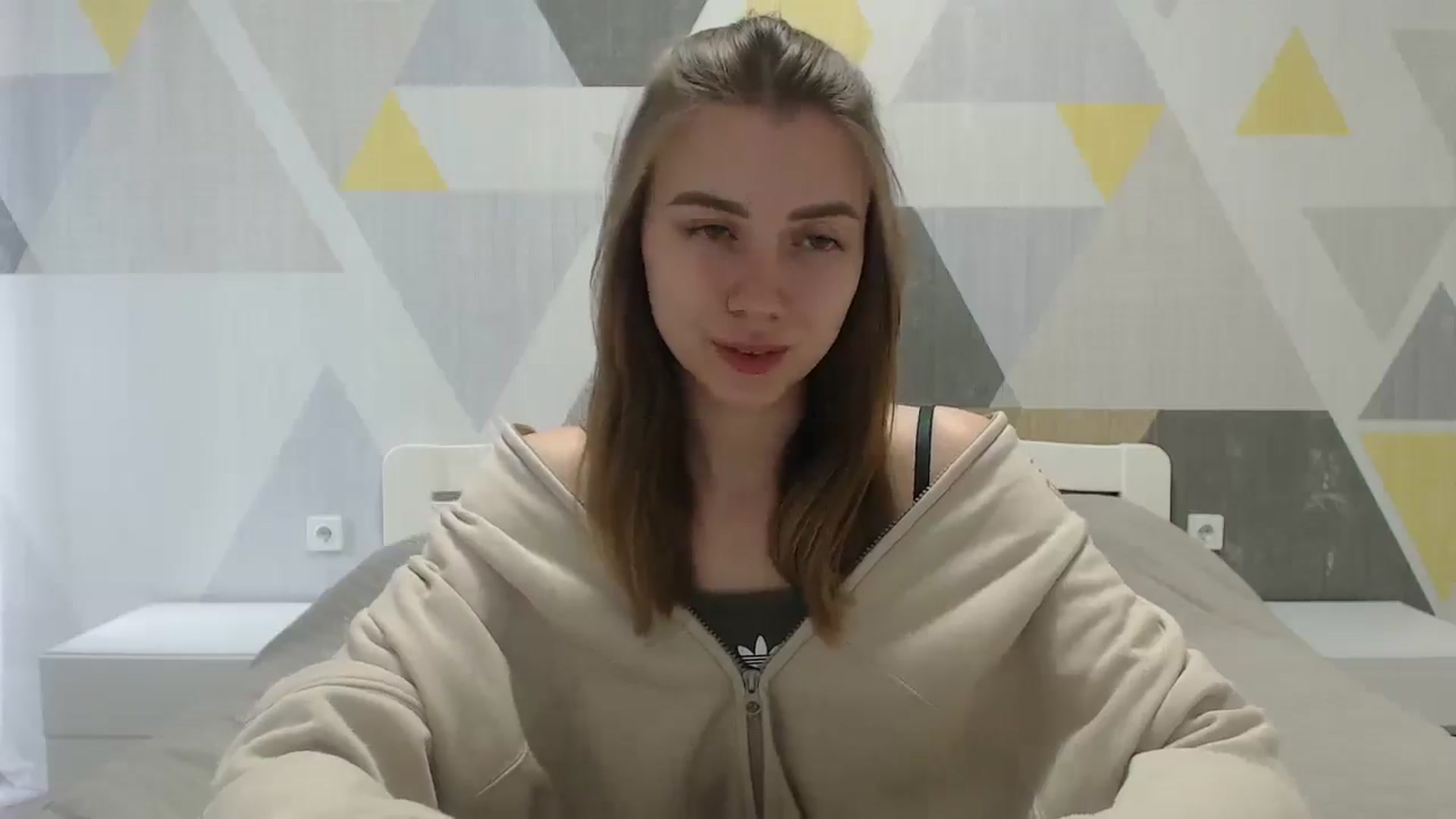 Gallery image thumbnail from Sulfate0's myfreecams stream on, 05/20/2025, 08:19 image 6 of 20