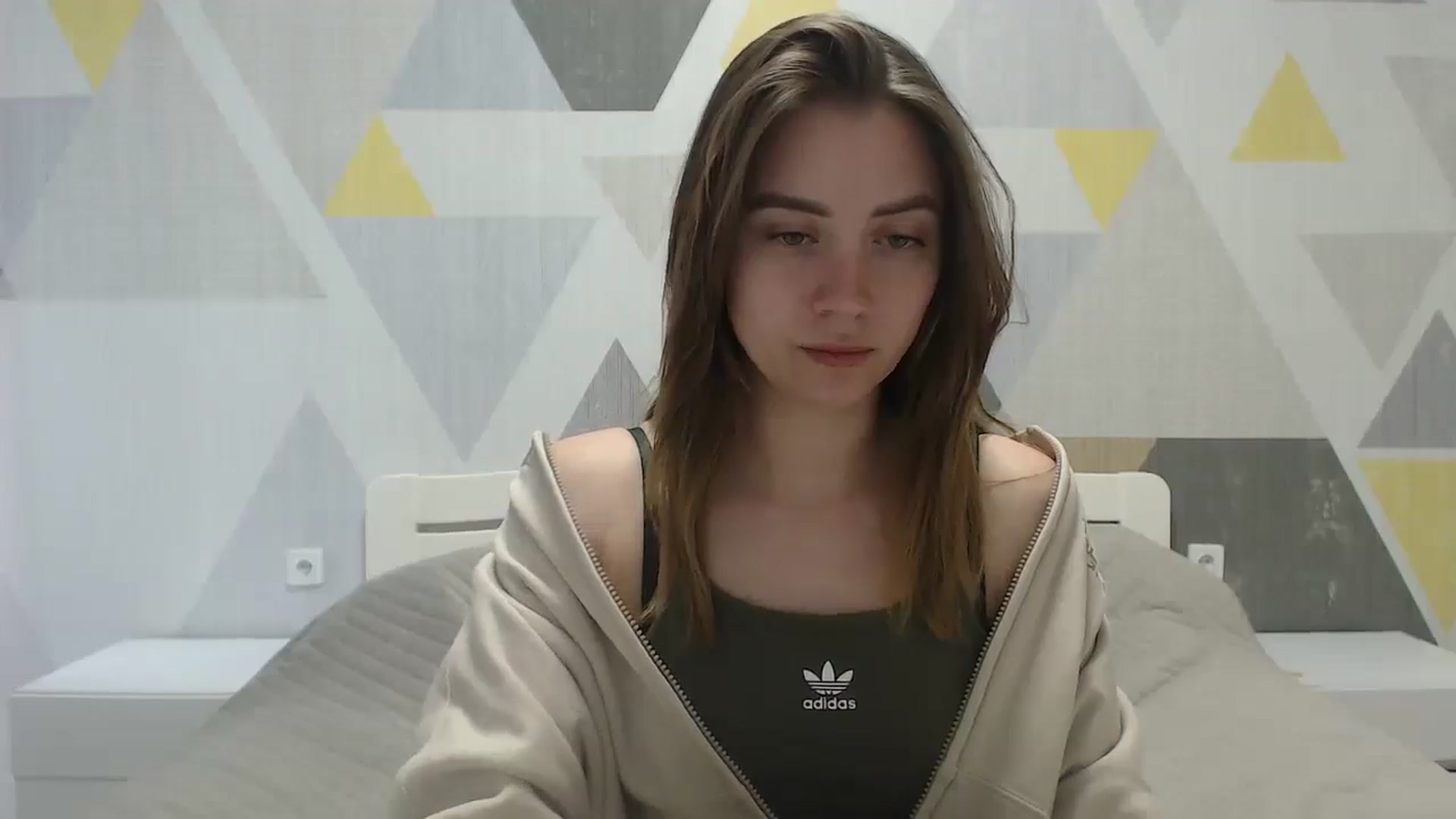 Gallery image thumbnail from Sulfate0's myfreecams stream on, 05/20/2025, 08:37 image 6 of 20