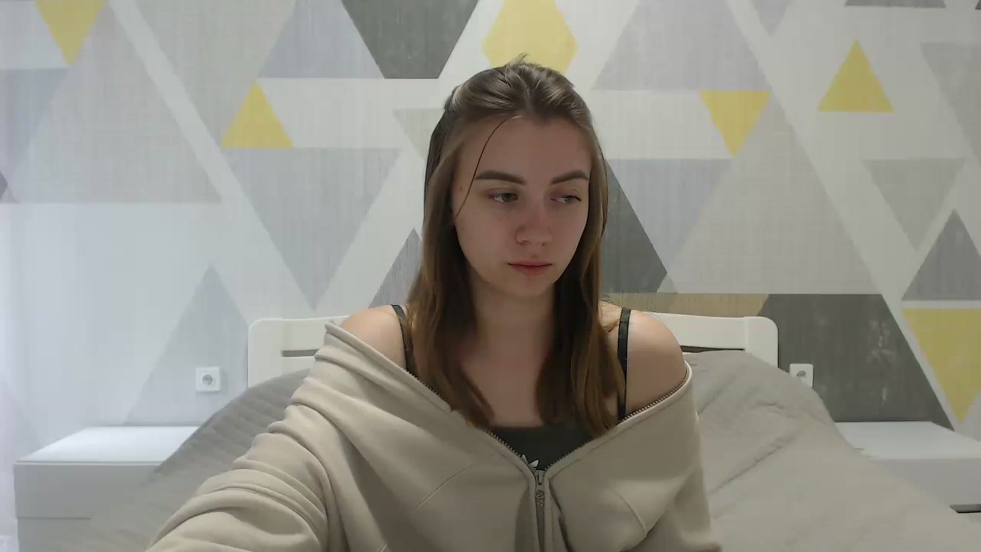 Gallery image thumbnail from Sulfate0's myfreecams stream on, 05/20/2025, 09:19 image 5 of 20
