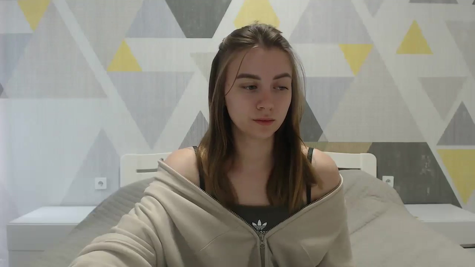 Gallery image thumbnail from Sulfate0's myfreecams stream on, 05/20/2025, 09:19 image 4 of 20