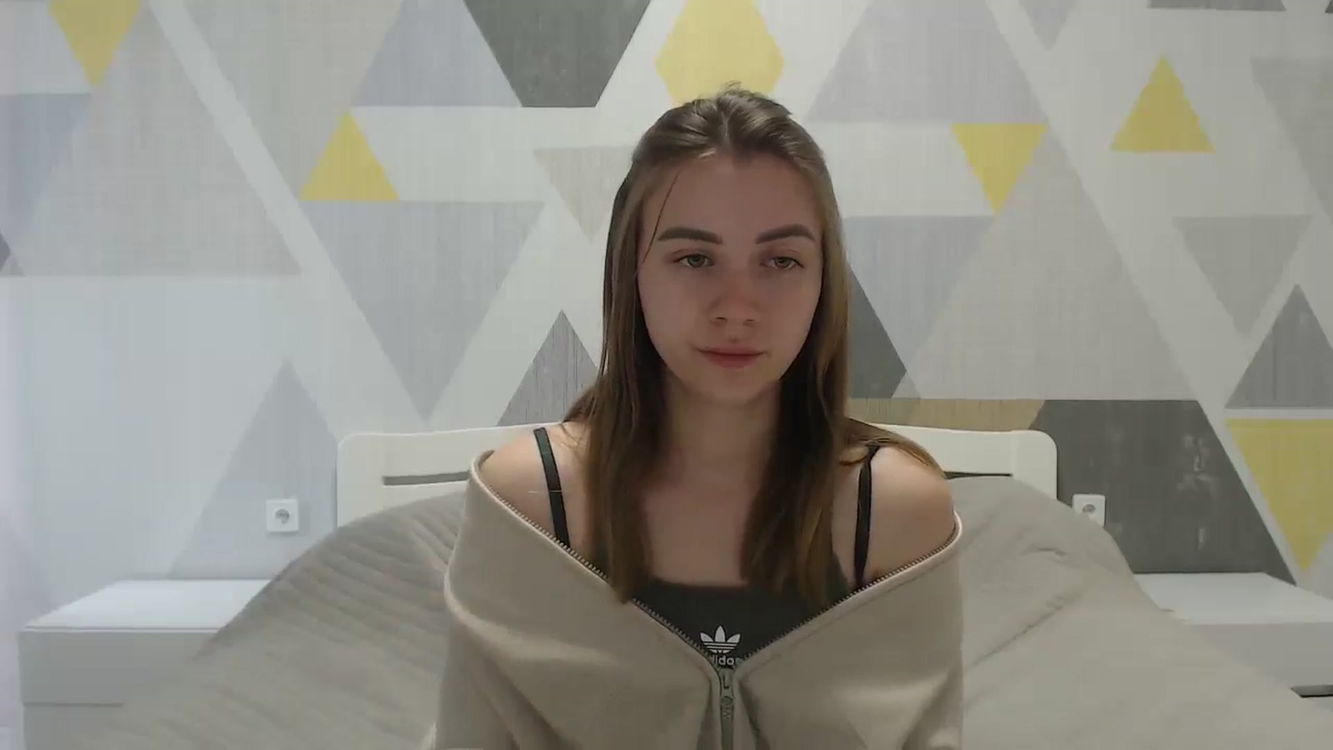 Gallery image thumbnail from Sulfate0's myfreecams stream on, 05/20/2025, 09:19 image 2 of 20