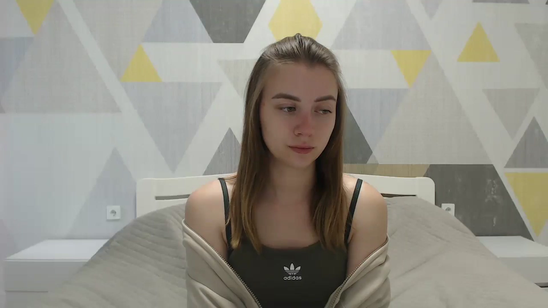 Gallery image thumbnail from Sulfate0's myfreecams stream on, 05/20/2025, 10:27 image 4 of 20