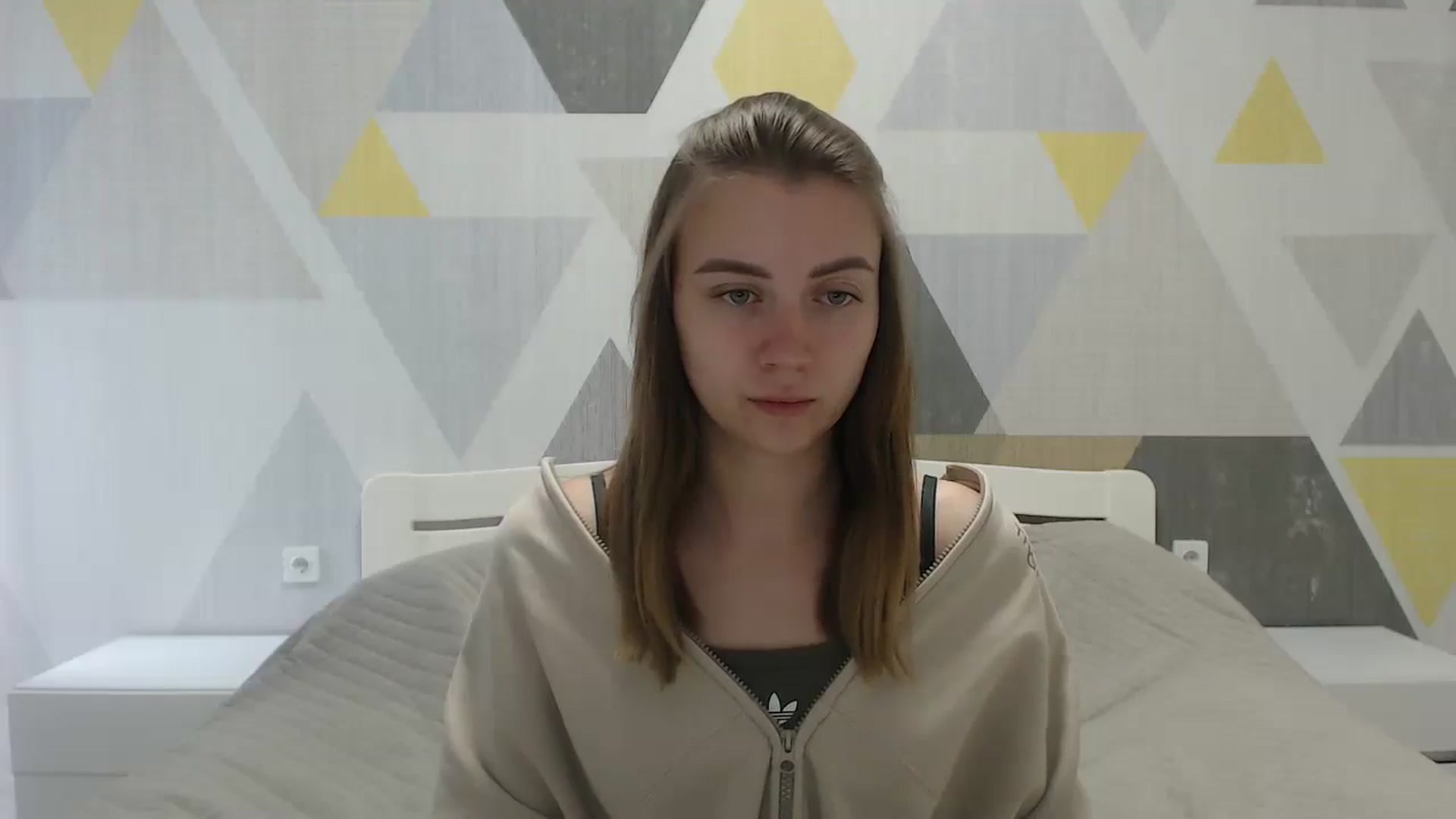 Gallery image thumbnail from Sulfate0's myfreecams stream on, 05/20/2025, 10:51 image 4 of 20