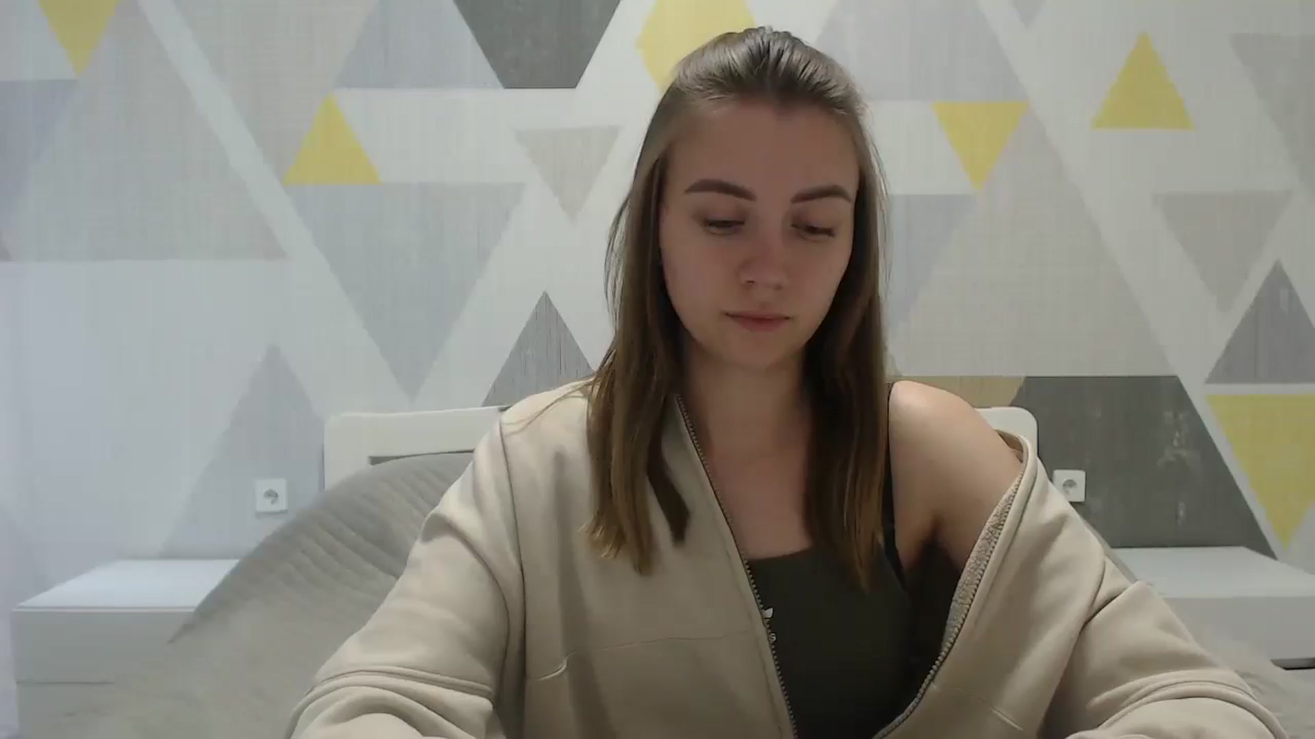 Gallery image thumbnail from Sulfate0's myfreecams stream on, 05/20/2025, 11:54 image 18 of 20