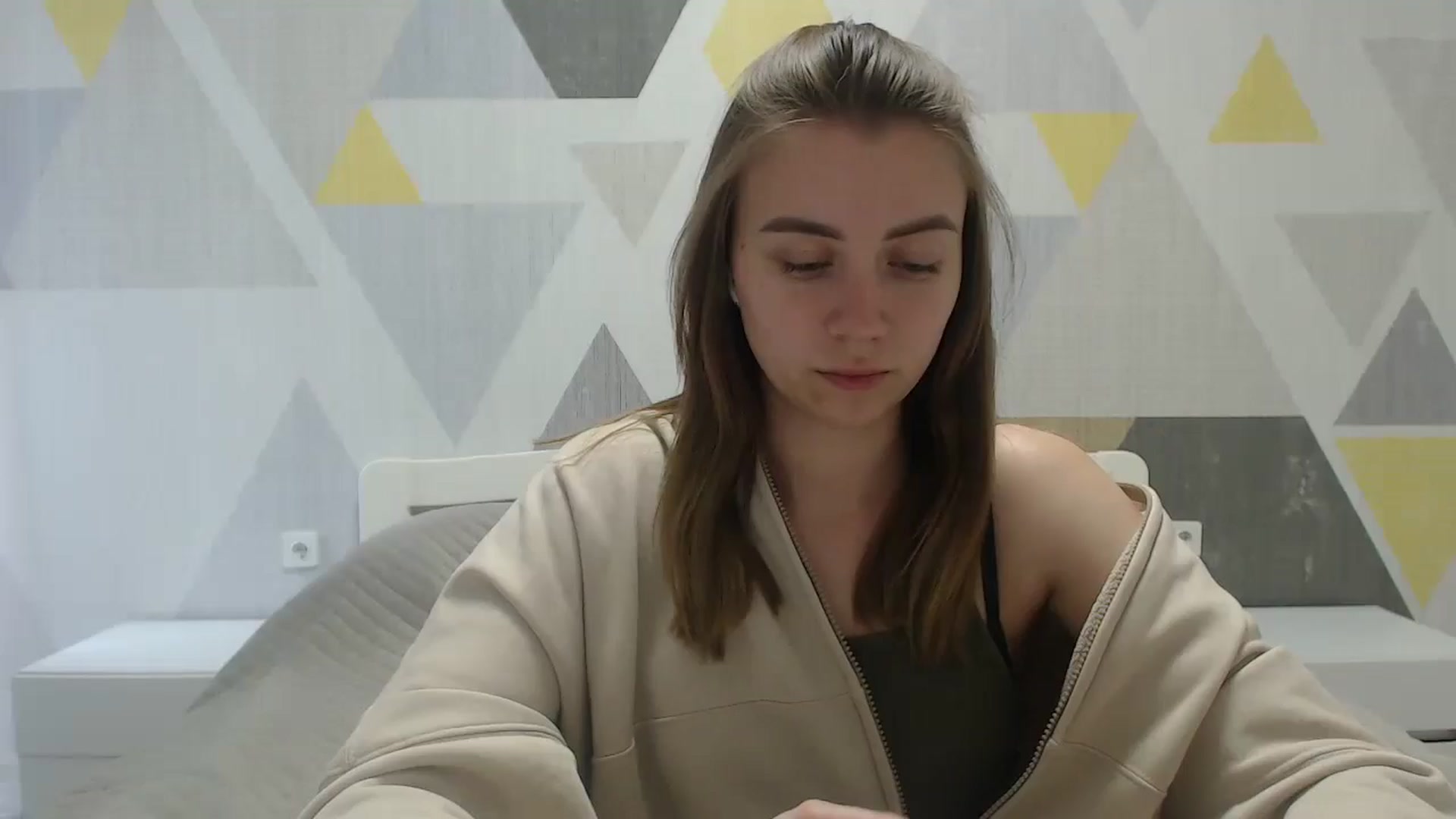 Gallery image thumbnail from Sulfate0's myfreecams stream on, 05/20/2025, 11:54 image 9 of 20
