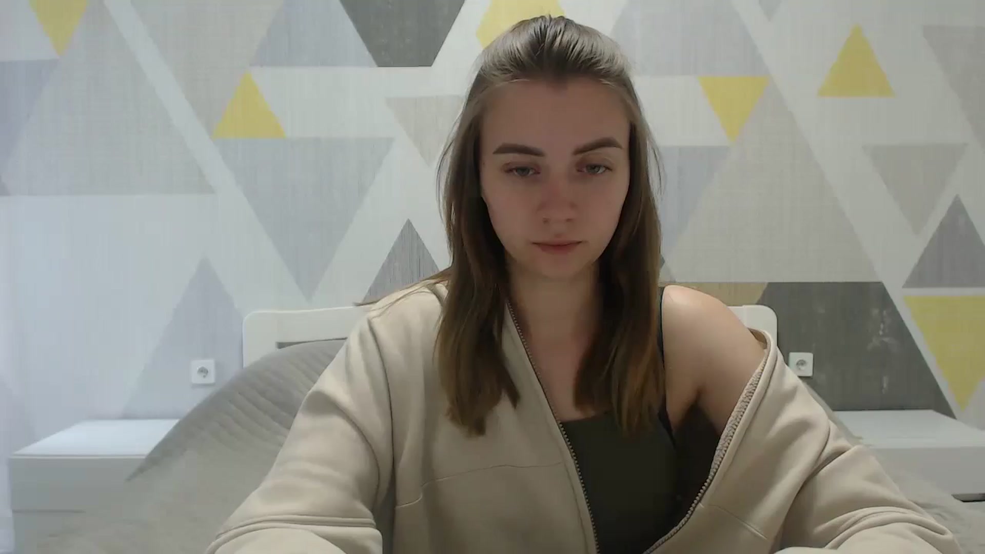 Gallery image thumbnail from Sulfate0's myfreecams stream on, 05/20/2025, 11:54 image 10 of 20