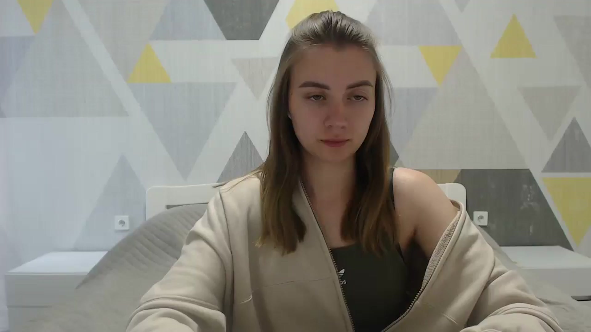 Gallery image thumbnail from Sulfate0's myfreecams stream on, 05/20/2025, 11:54 image 13 of 20