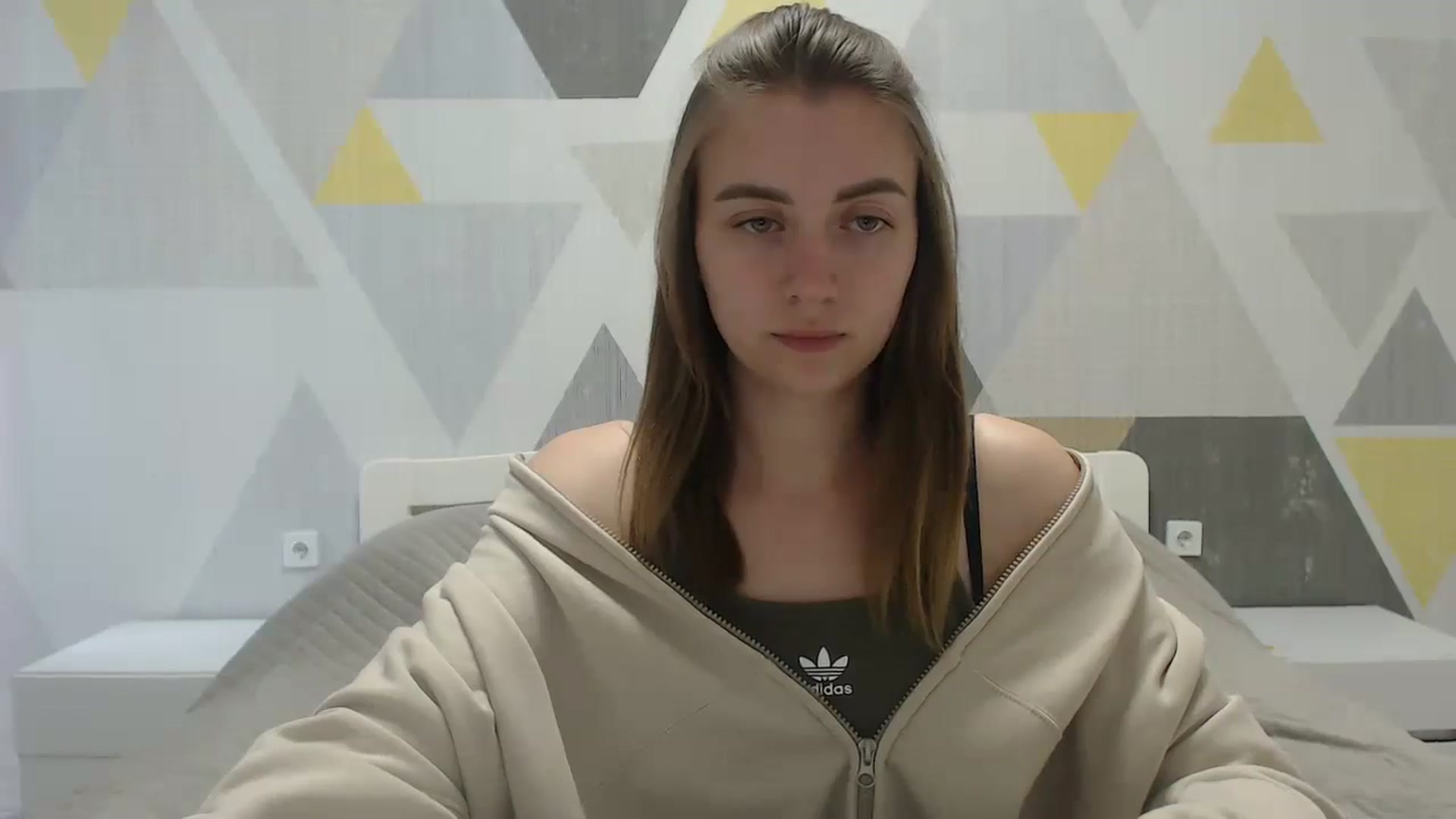 Gallery image thumbnail from Sulfate0's myfreecams stream on, 05/20/2025, 12:23 image 7 of 20
