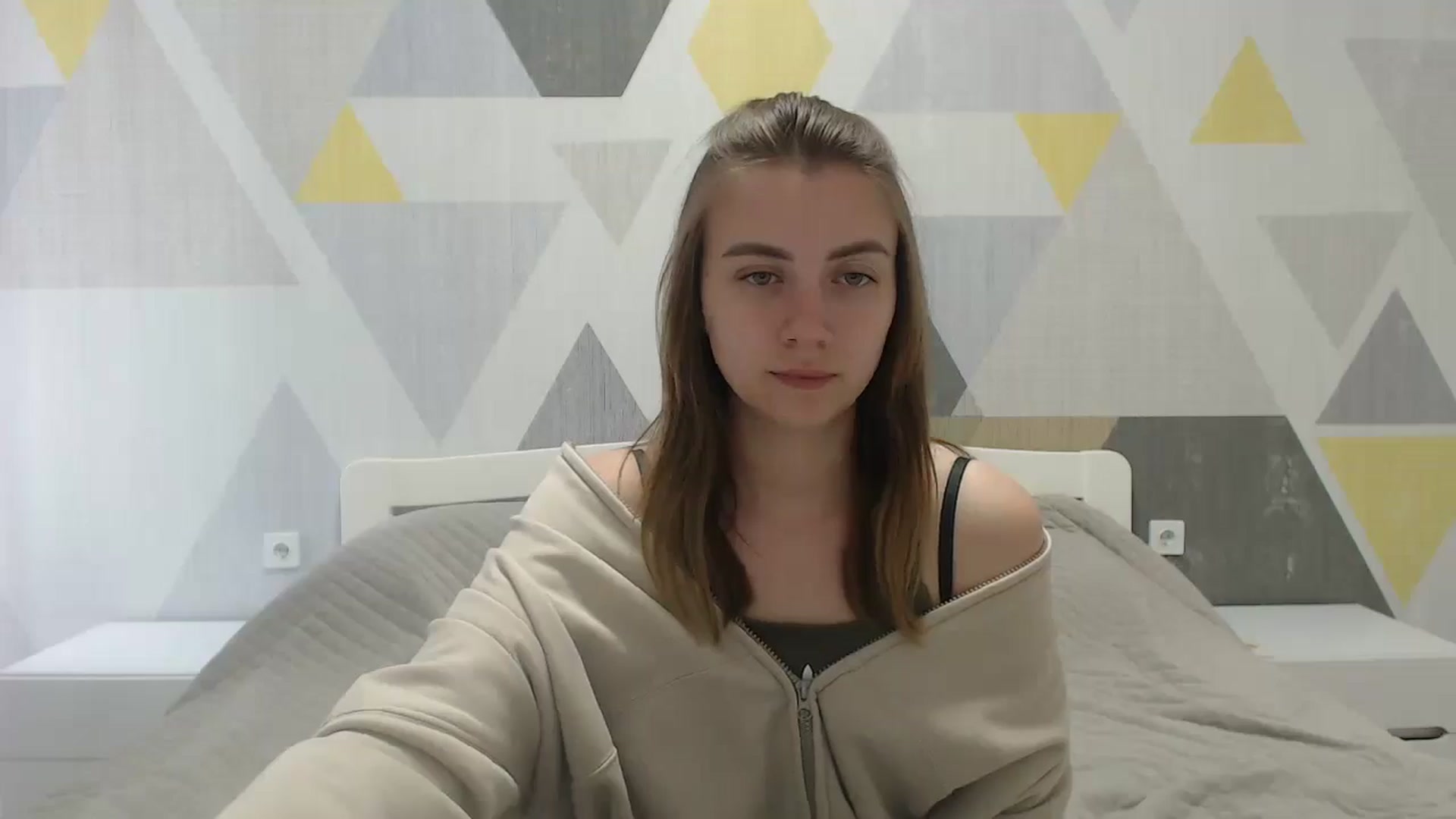 Gallery image thumbnail from Sulfate0's myfreecams stream on, 05/20/2025, 12:23 image 16 of 20