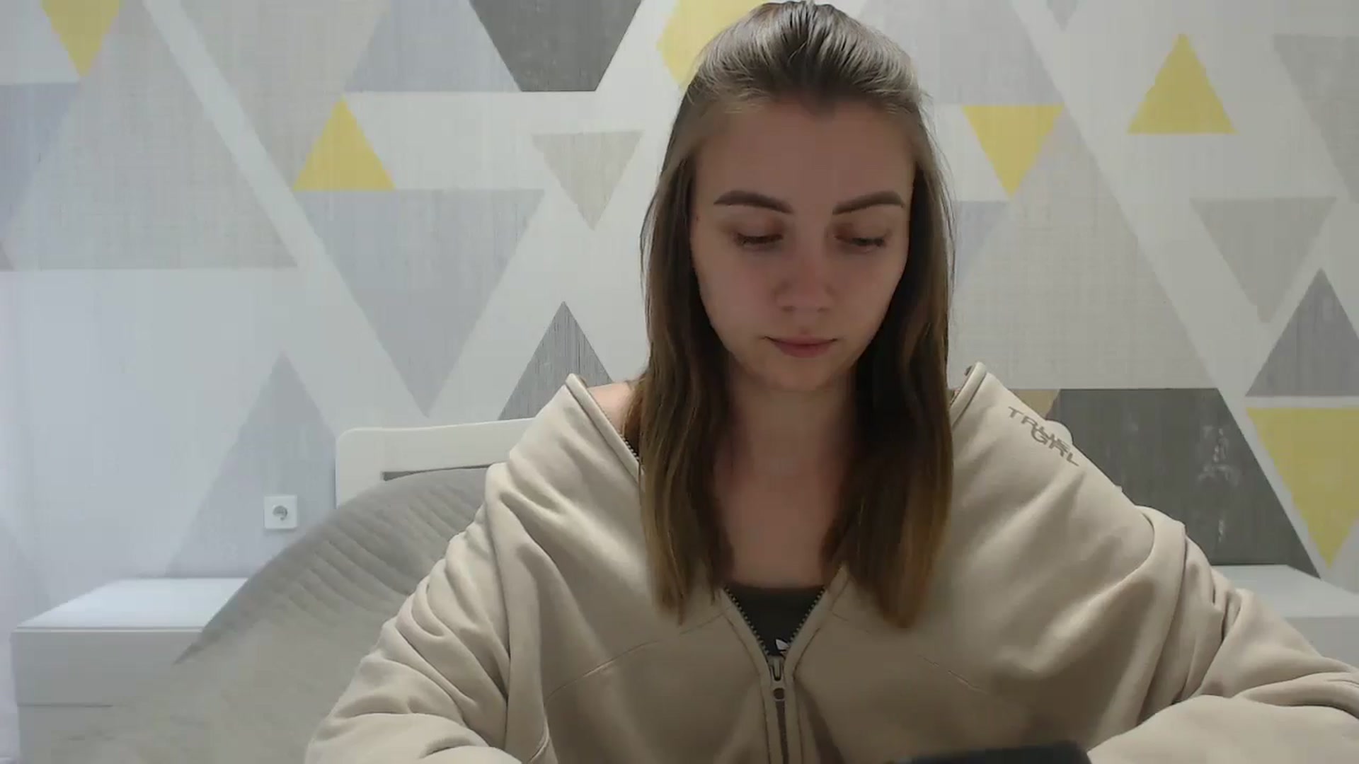 Gallery image thumbnail from Sulfate0's myfreecams stream on, 05/20/2025, 12:23 image 3 of 20