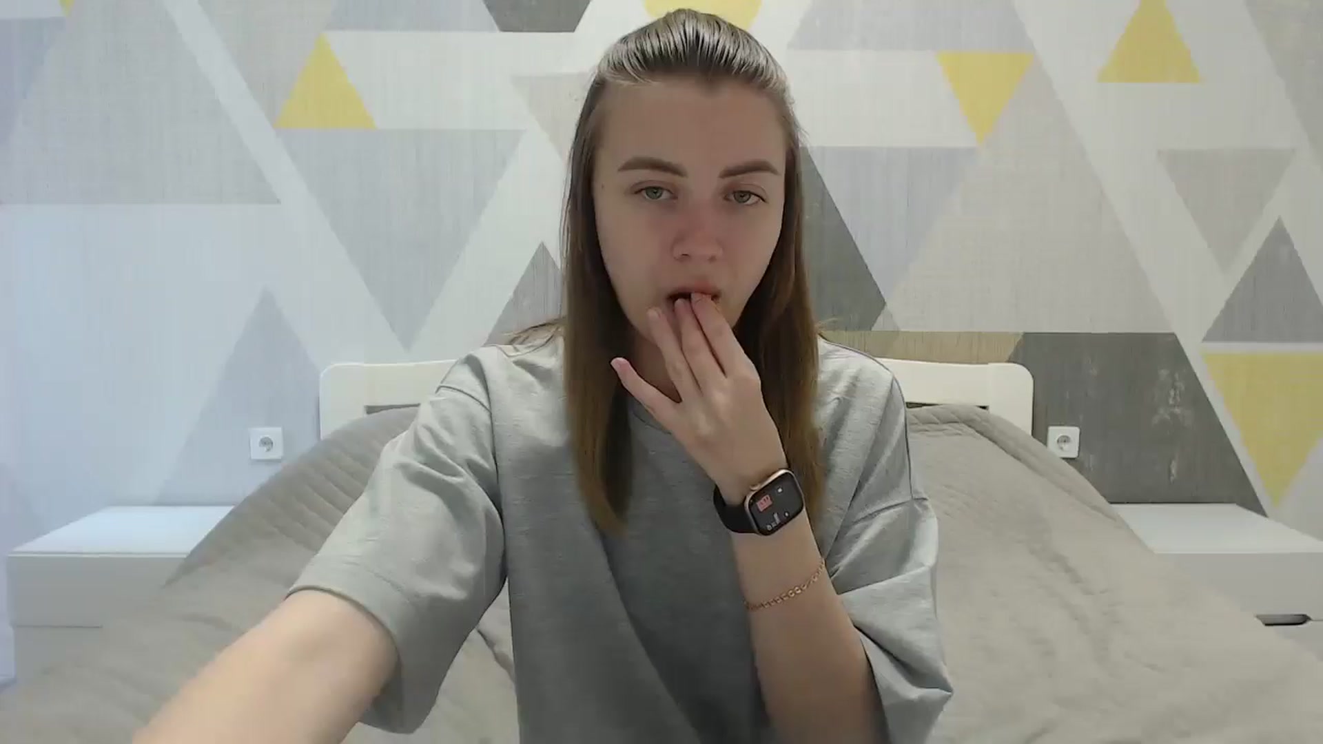 Gallery image thumbnail from Sulfate0's myfreecams stream on, 05/21/2025, 09:10 image 6 of 20