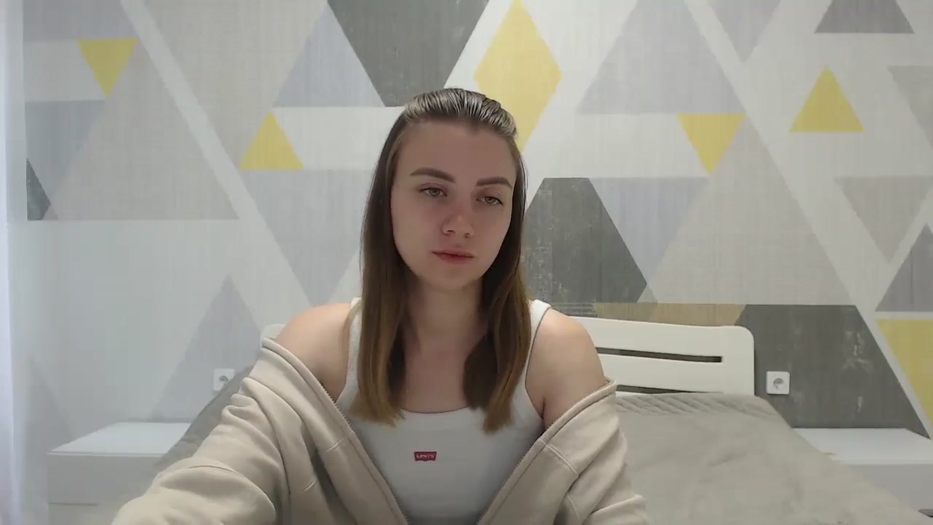 Gallery image thumbnail from Sulfate0's myfreecams stream on, 05/24/2025, 07:59 image 7 of 20