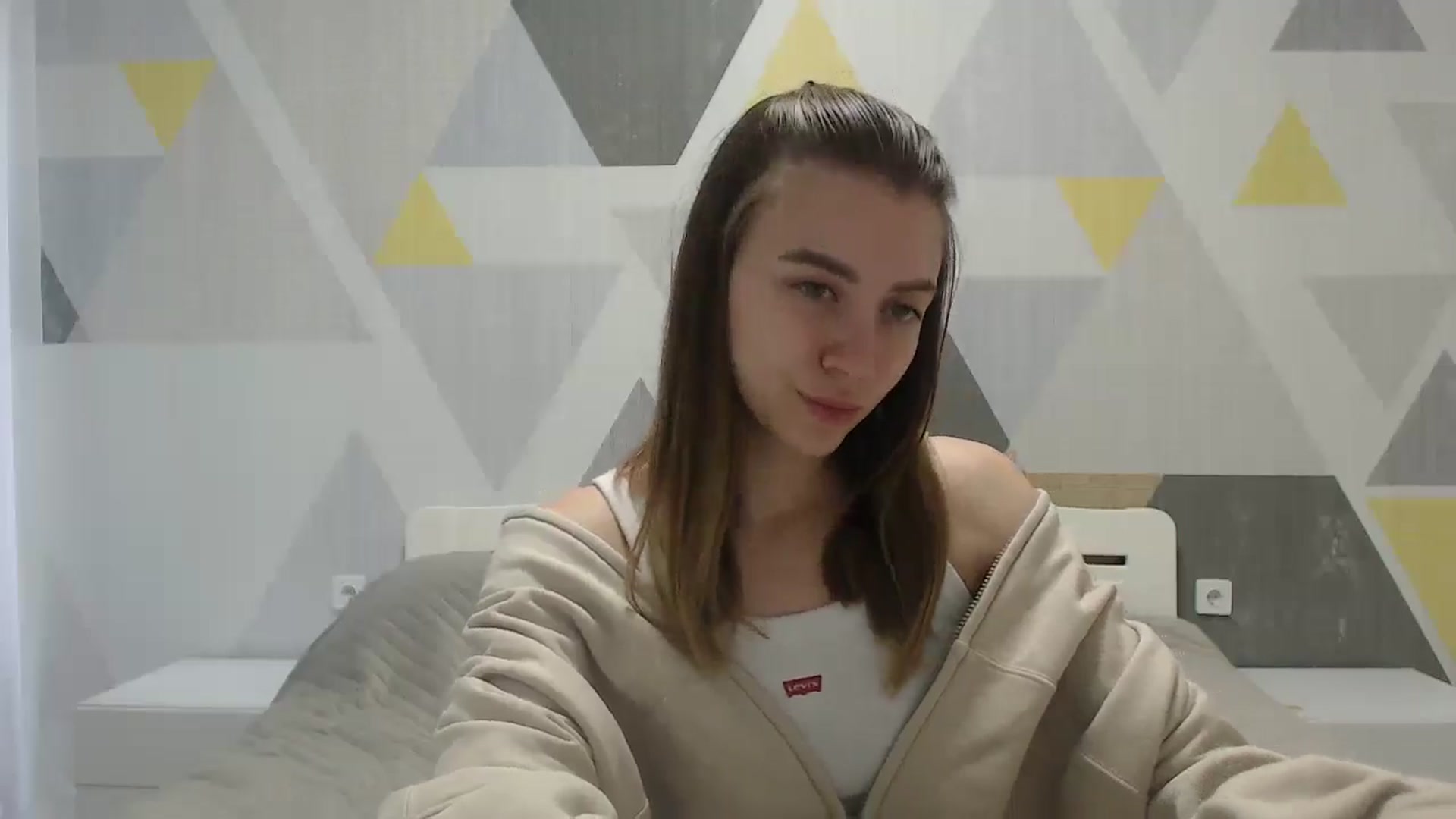 Gallery image thumbnail from Sulfate0's myfreecams stream on, 05/24/2025, 07:59 image 4 of 20