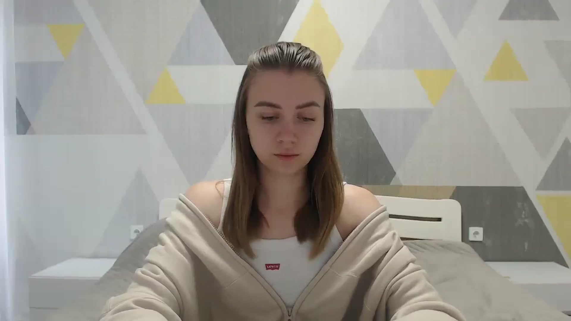 Gallery image thumbnail from Sulfate0's myfreecams stream on, 05/24/2025, 07:59 image 13 of 20