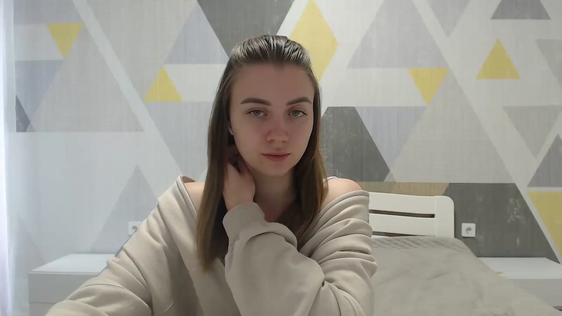 Gallery image thumbnail from Sulfate0's myfreecams stream on, 05/24/2025, 07:59 image 19 of 20