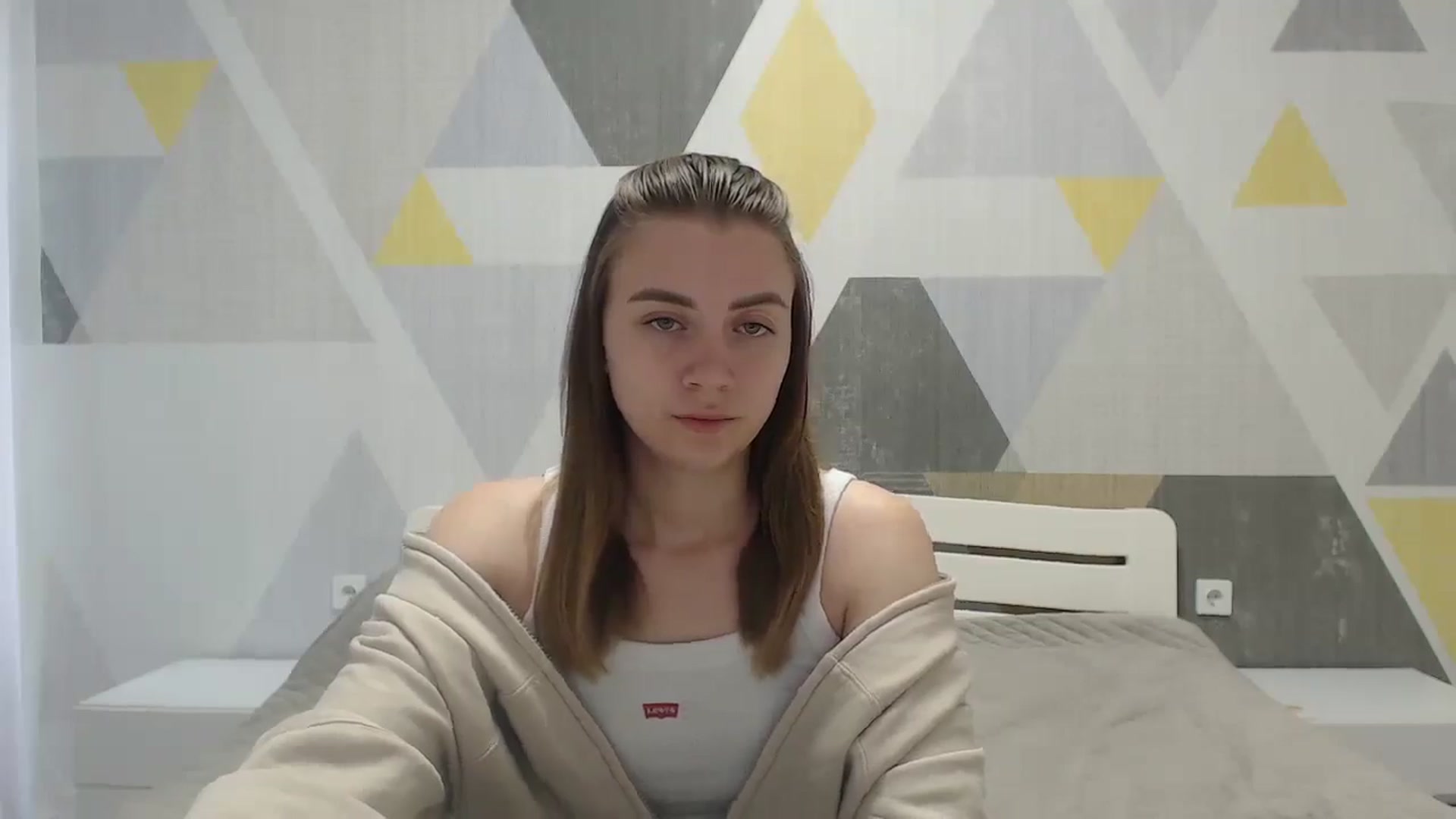 Gallery image thumbnail from Sulfate0's myfreecams stream on, 05/24/2025, 07:59 image 8 of 20