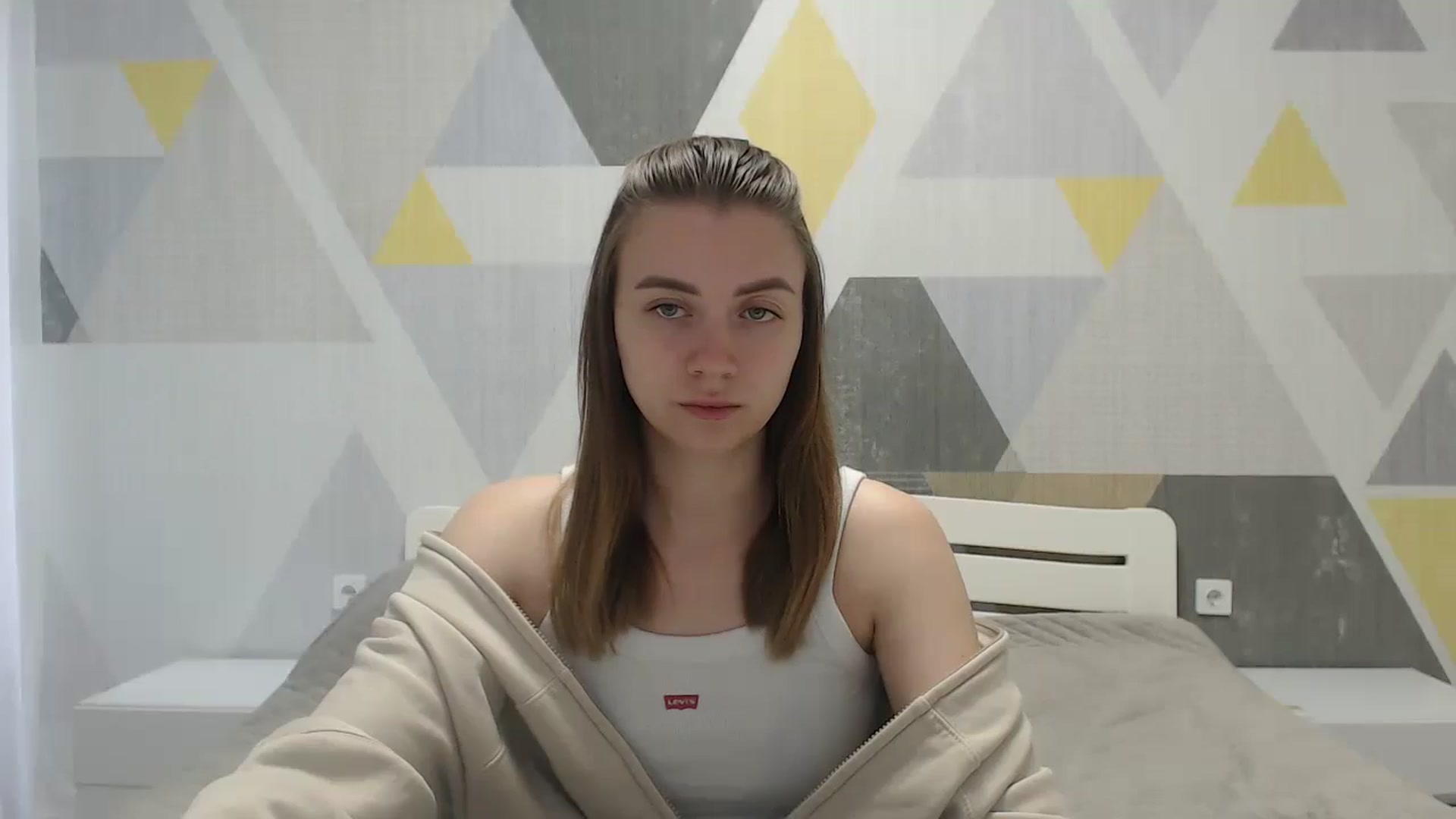 Gallery image thumbnail from Sulfate0's myfreecams stream on, 05/24/2025, 07:59 image 9 of 20
