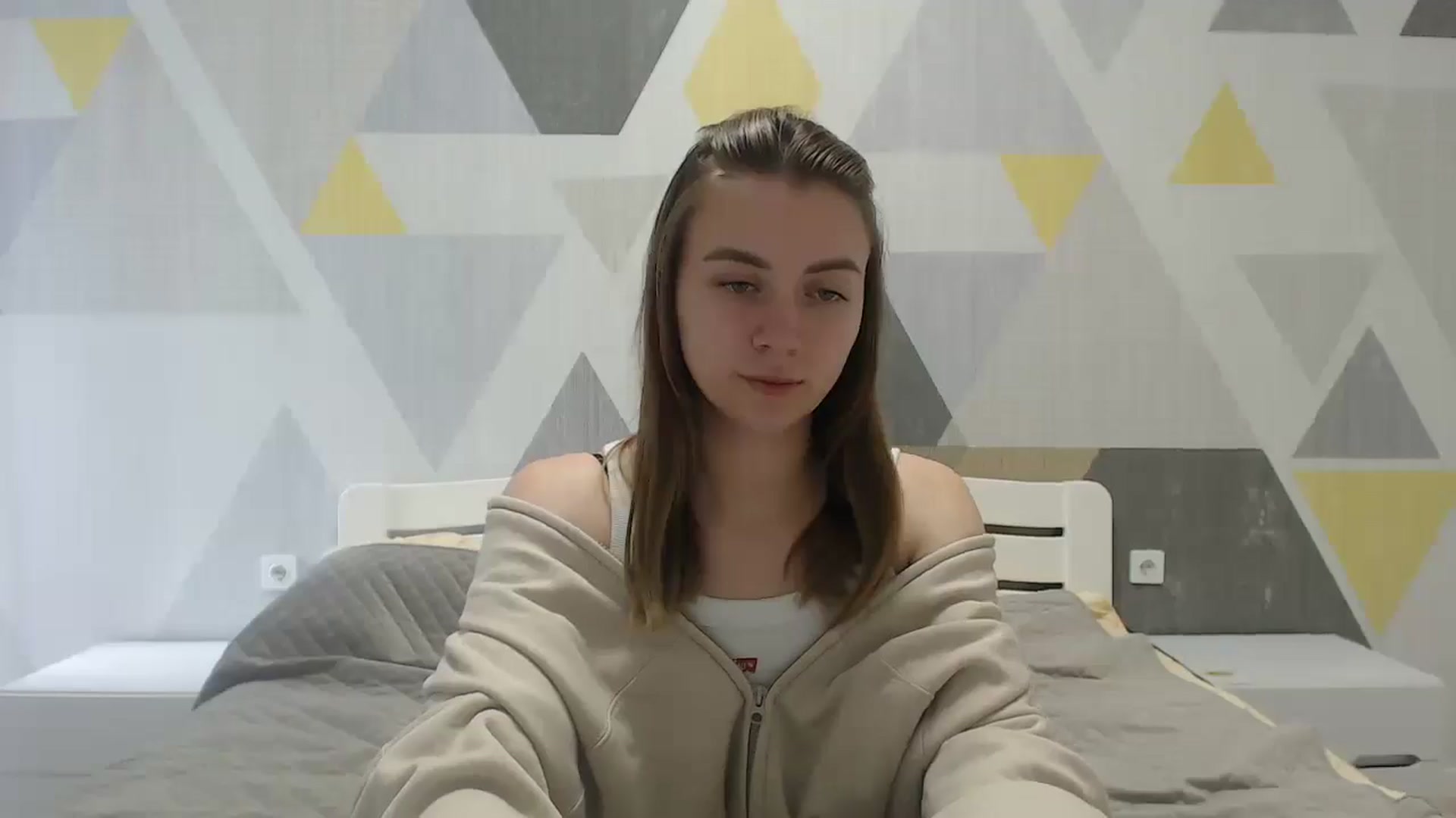 Gallery image thumbnail from Sulfate0's myfreecams stream on, 05/24/2025, 09:32 image 14 of 20