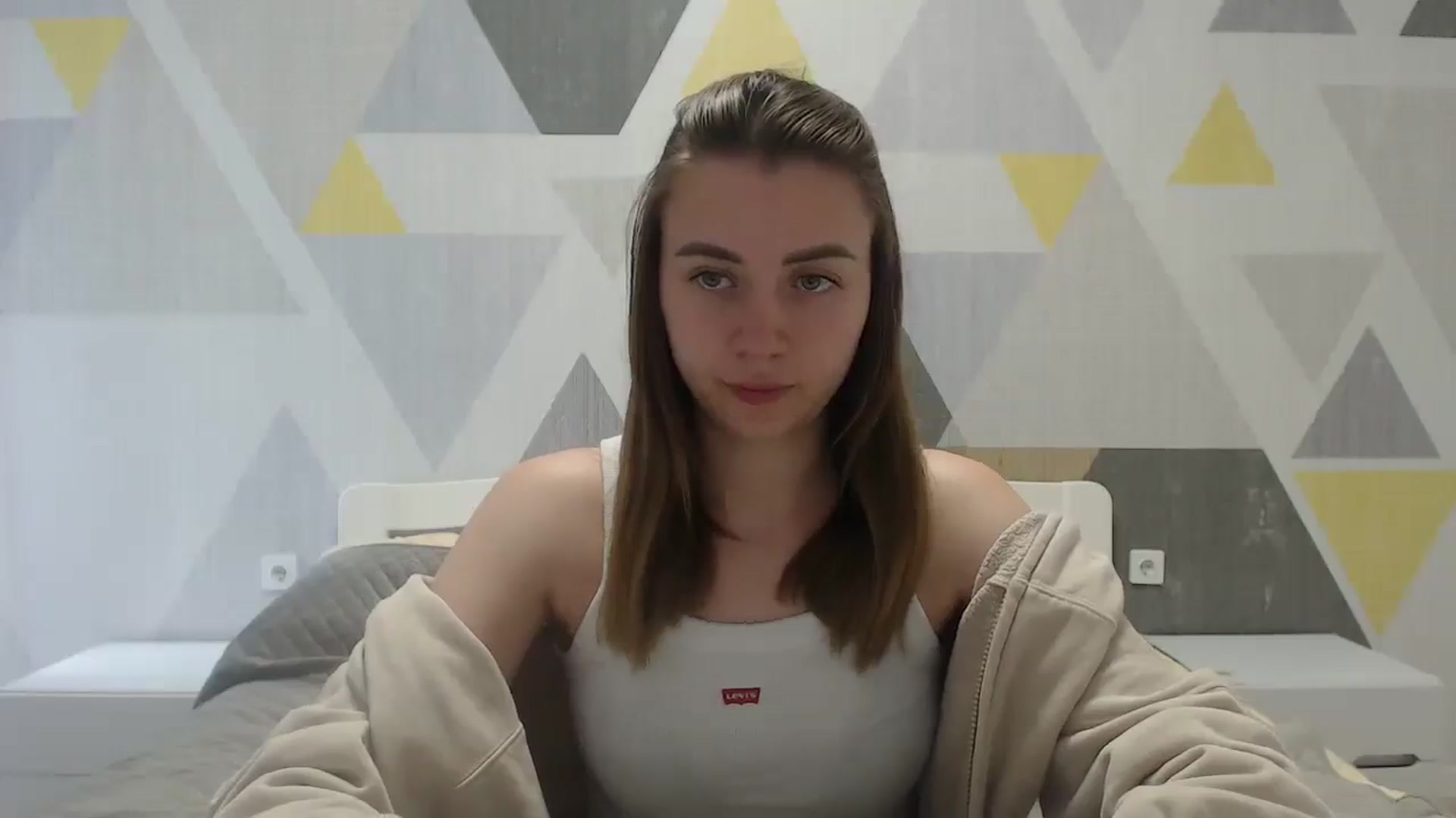 Gallery image thumbnail from Sulfate0's myfreecams stream on, 05/24/2025, 09:32 image 8 of 20