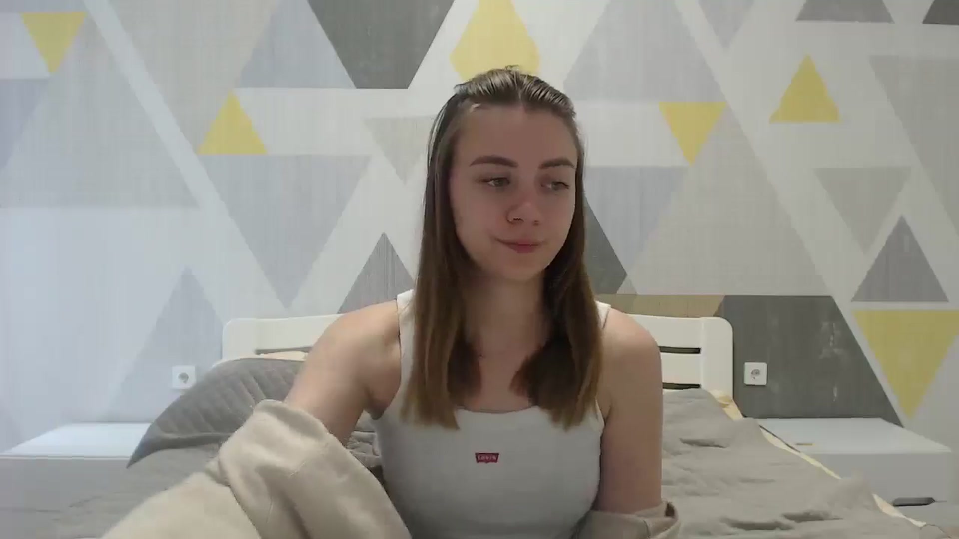 Gallery image thumbnail from Sulfate0's myfreecams stream on, 05/24/2025, 09:32 image 11 of 20