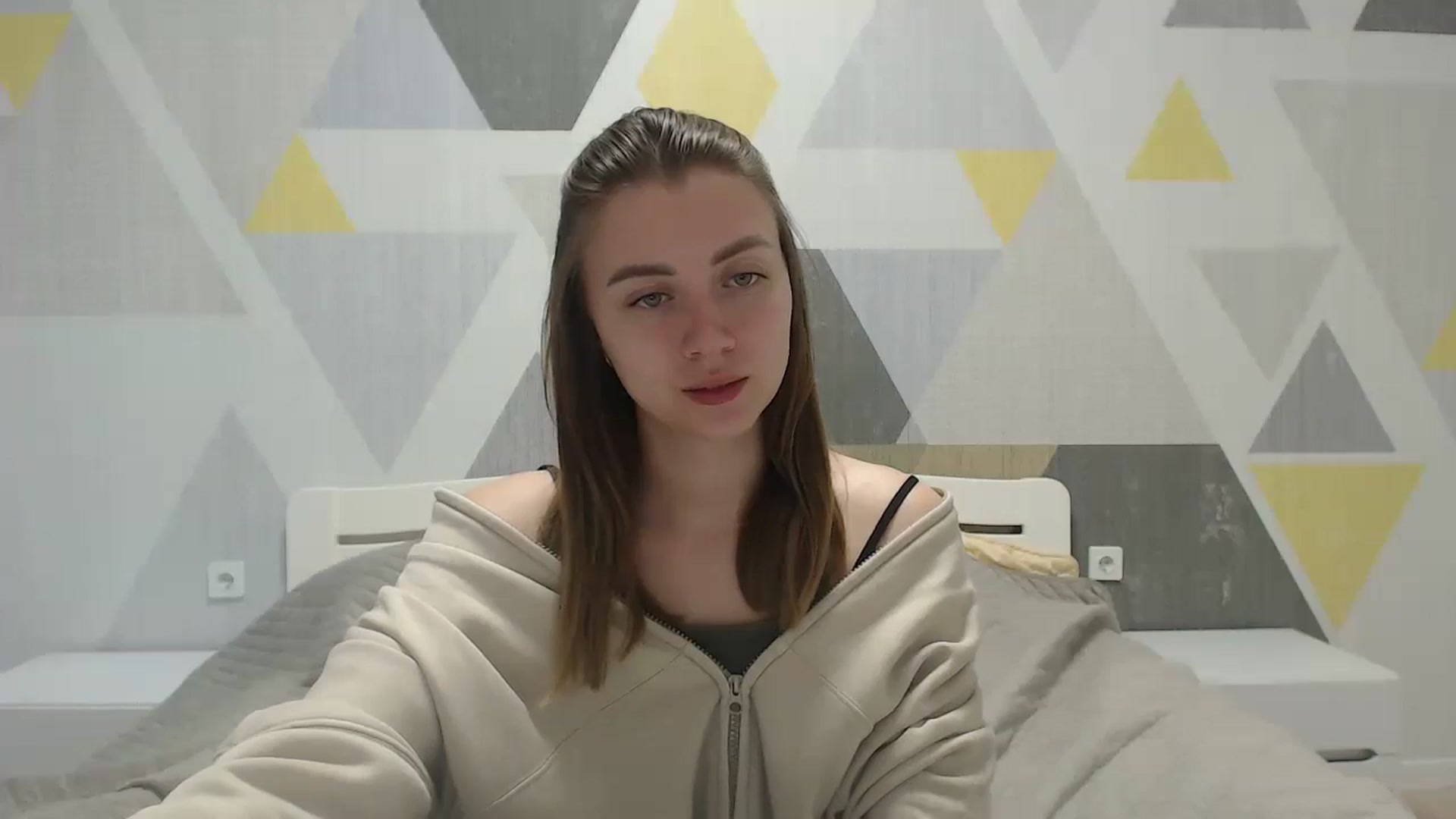 Gallery image thumbnail from Sulfate0's myfreecams stream on, 05/26/2025, 07:59 image 15 of 20