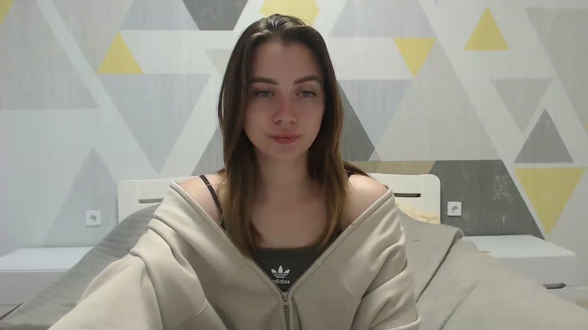 Gallery image thumbnail from Sulfate0's myfreecams stream on, 05/26/2025, 09:14 image 19 of 20