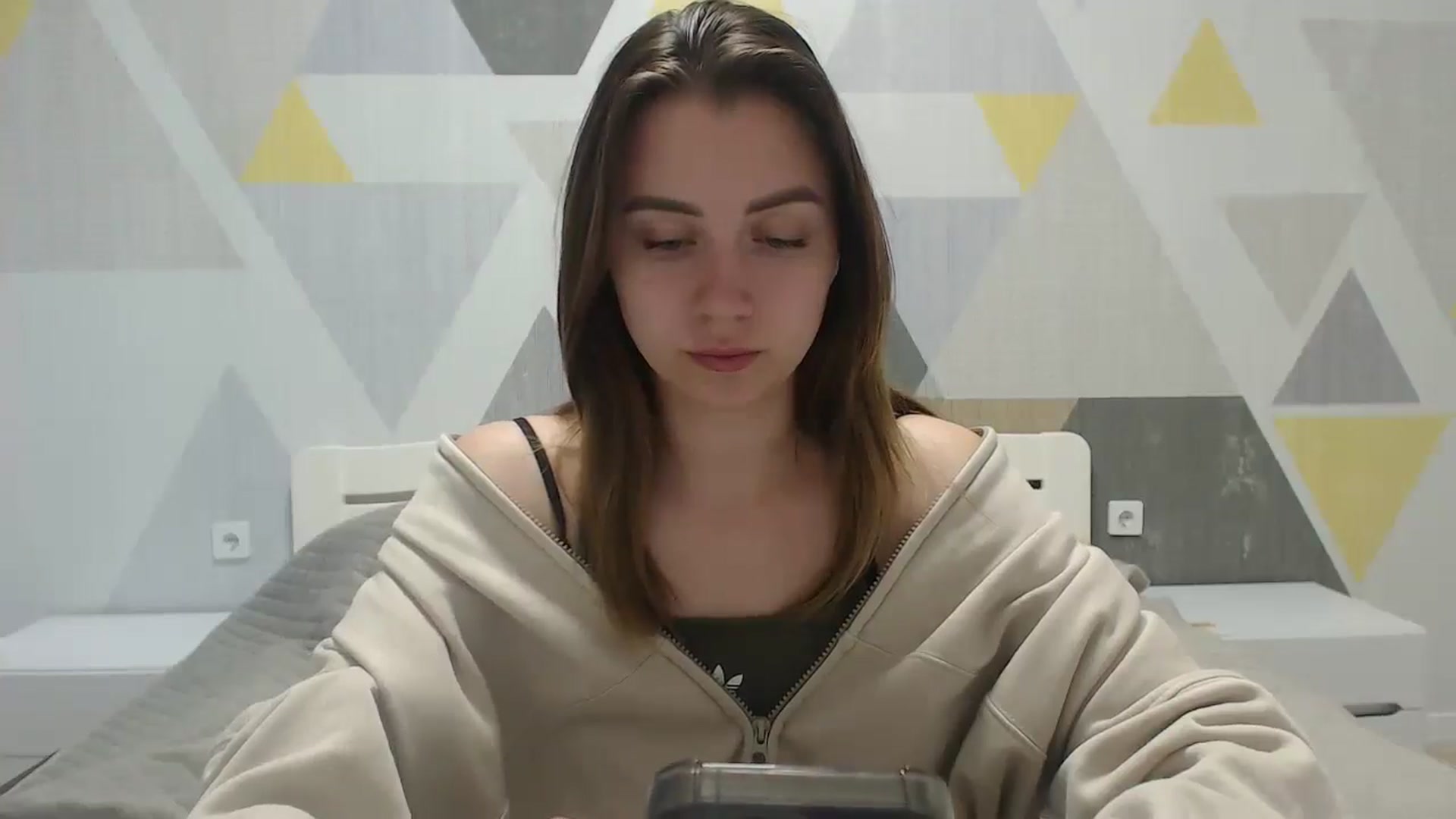 Gallery image thumbnail from Sulfate0's myfreecams stream on, 05/26/2025, 09:14 image 17 of 20