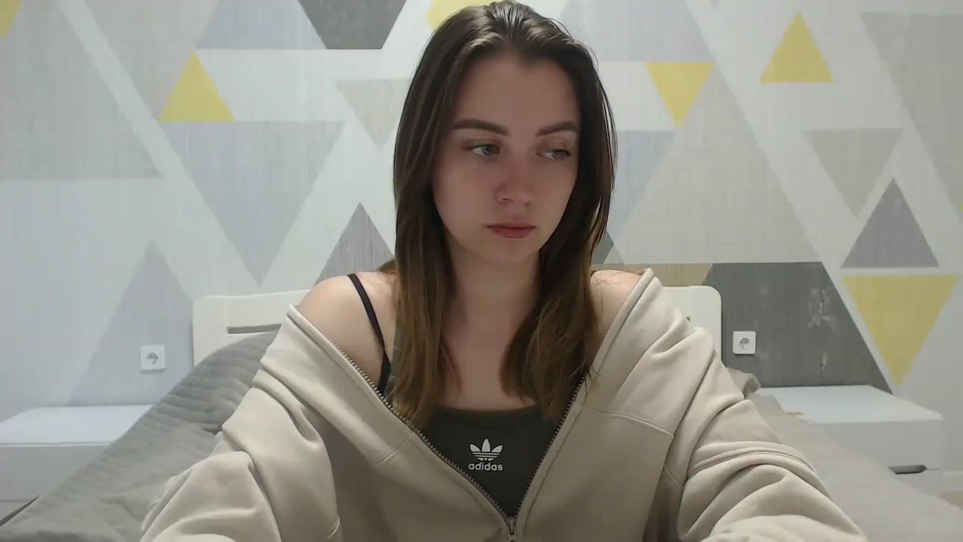 Gallery image thumbnail from Sulfate0's myfreecams stream on, 05/26/2025, 09:14 image 9 of 20