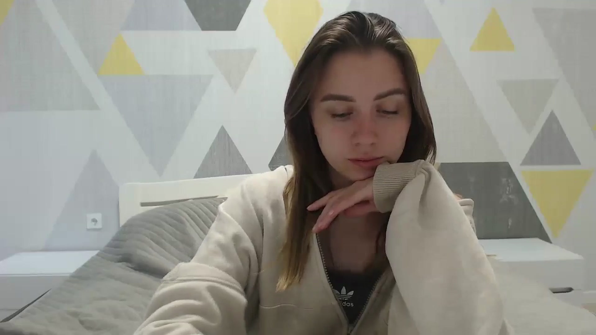 Gallery image thumbnail from Sulfate0's myfreecams stream on, 05/26/2025, 09:34 image 6 of 20