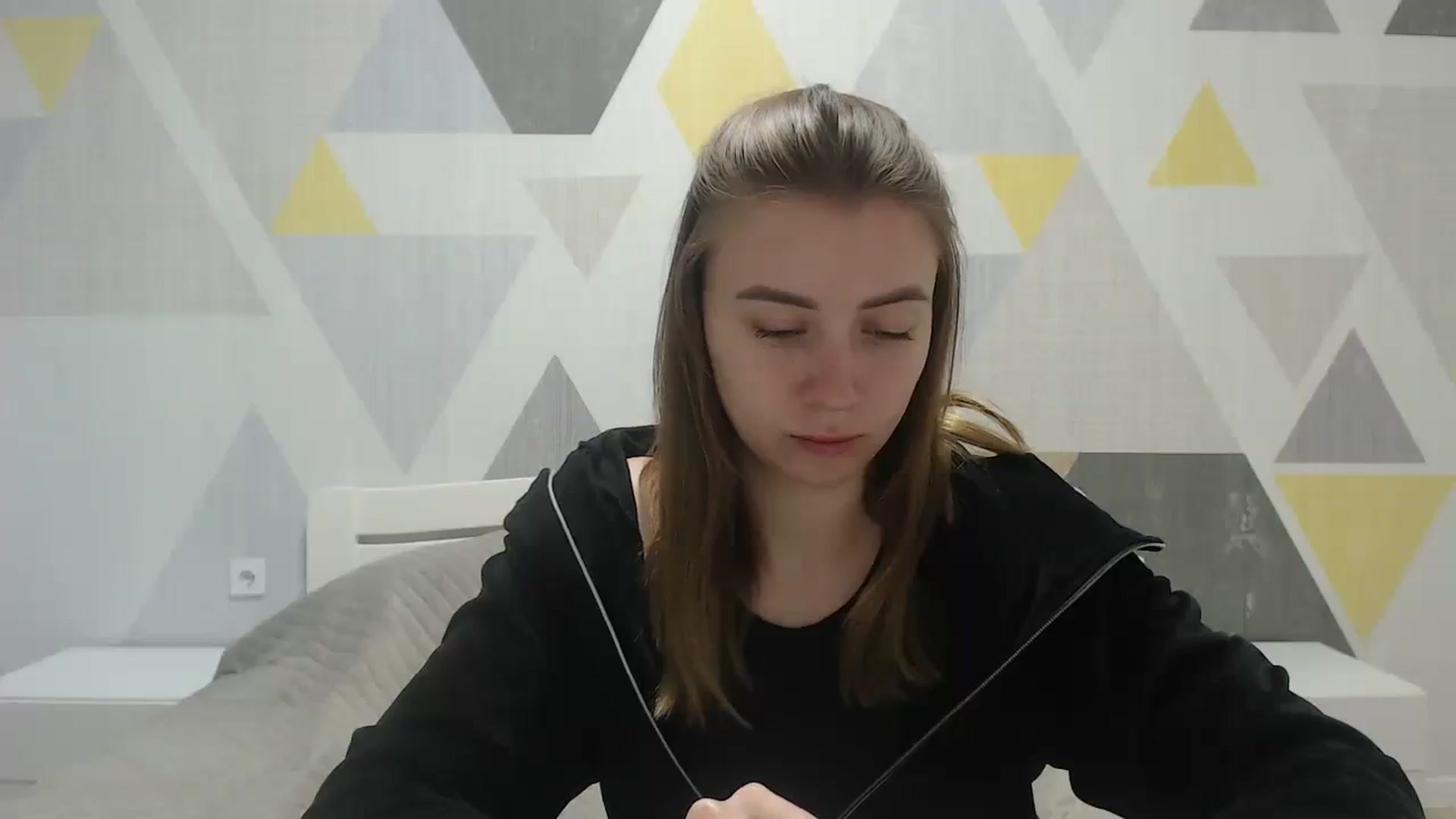 Gallery image thumbnail from Sulfate0's myfreecams stream on, 05/27/2025, 05:59 image 16 of 20